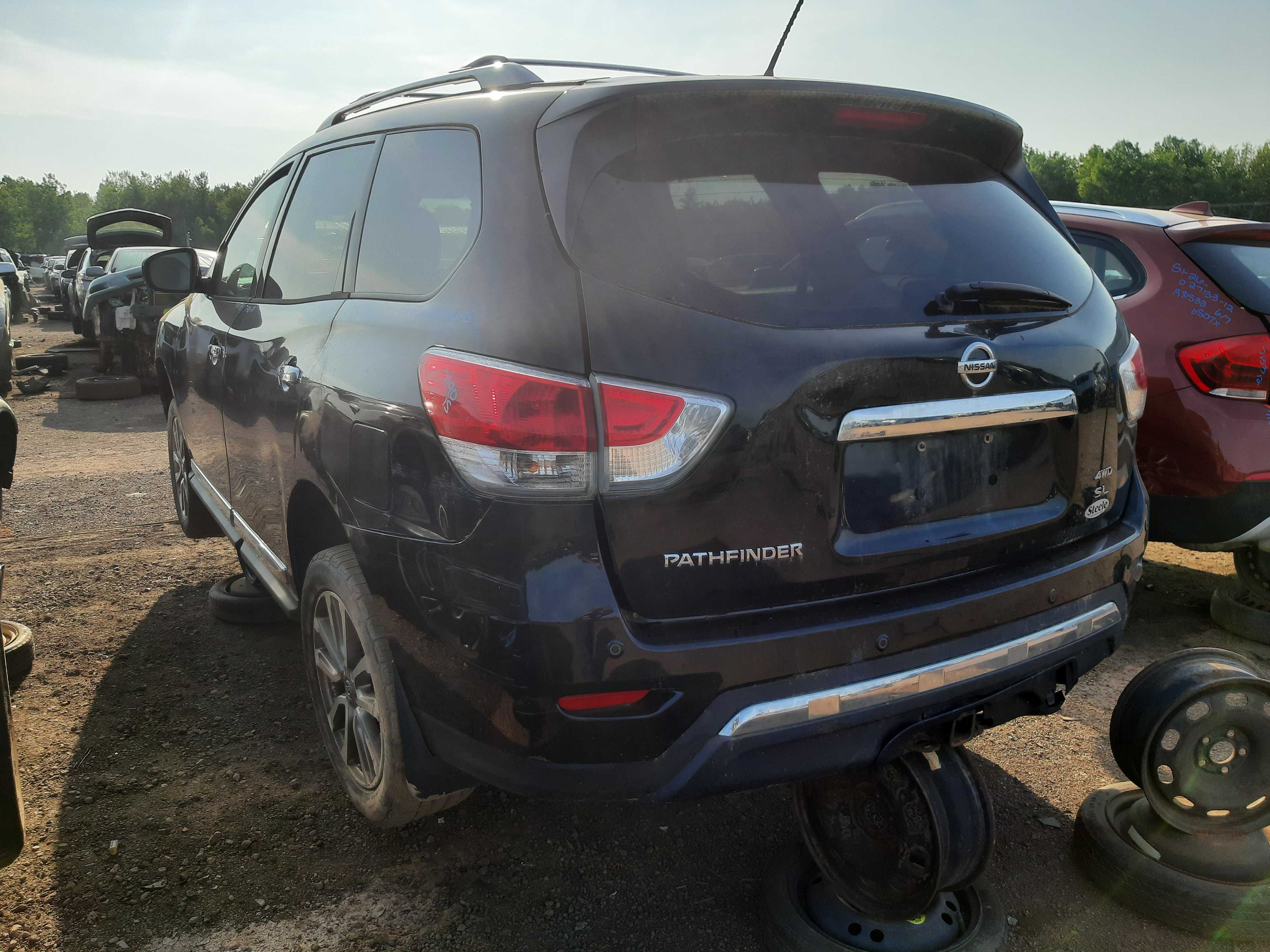 NISSAN PATHFINDER 2015