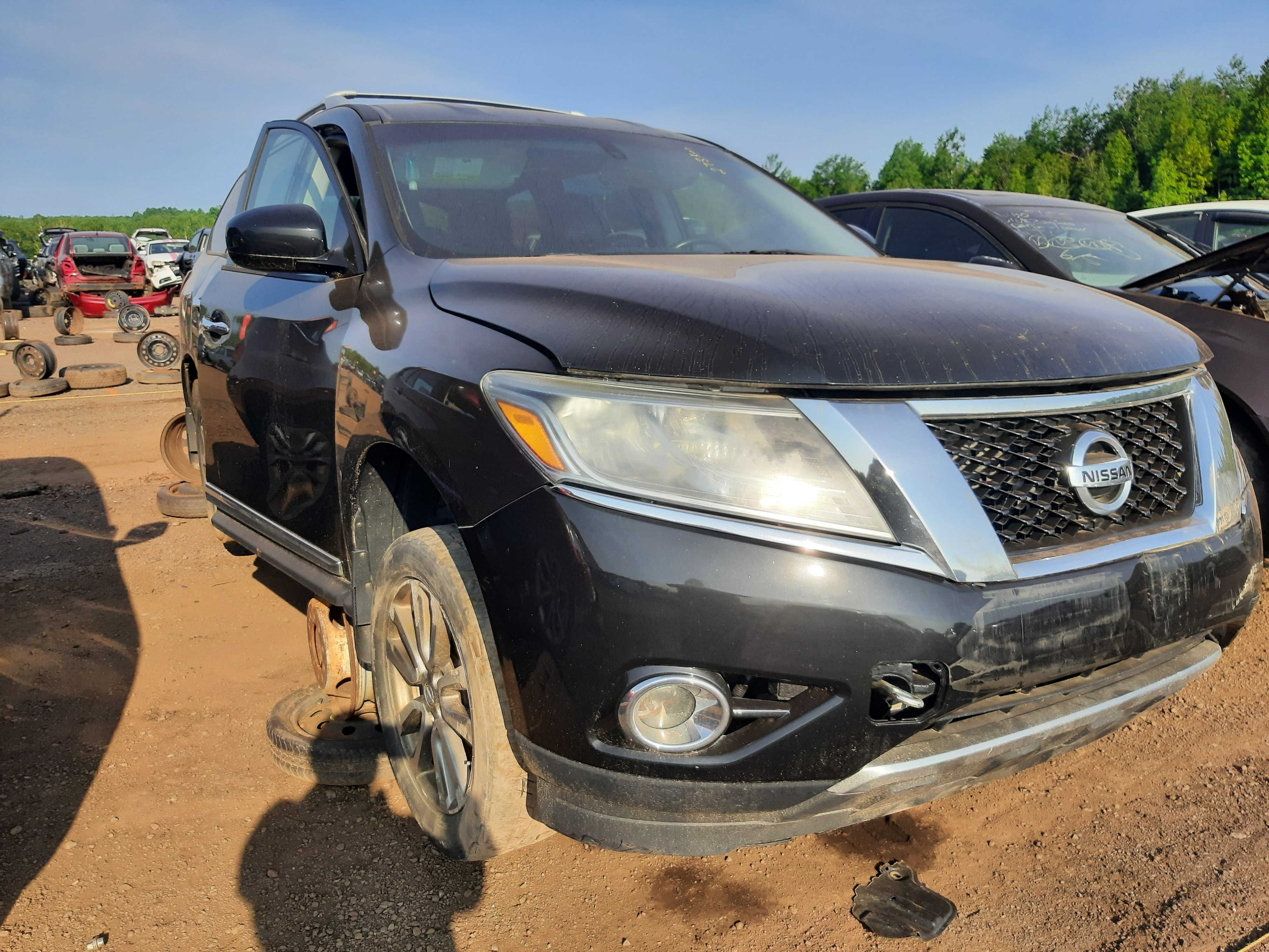 NISSAN PATHFINDER 2015