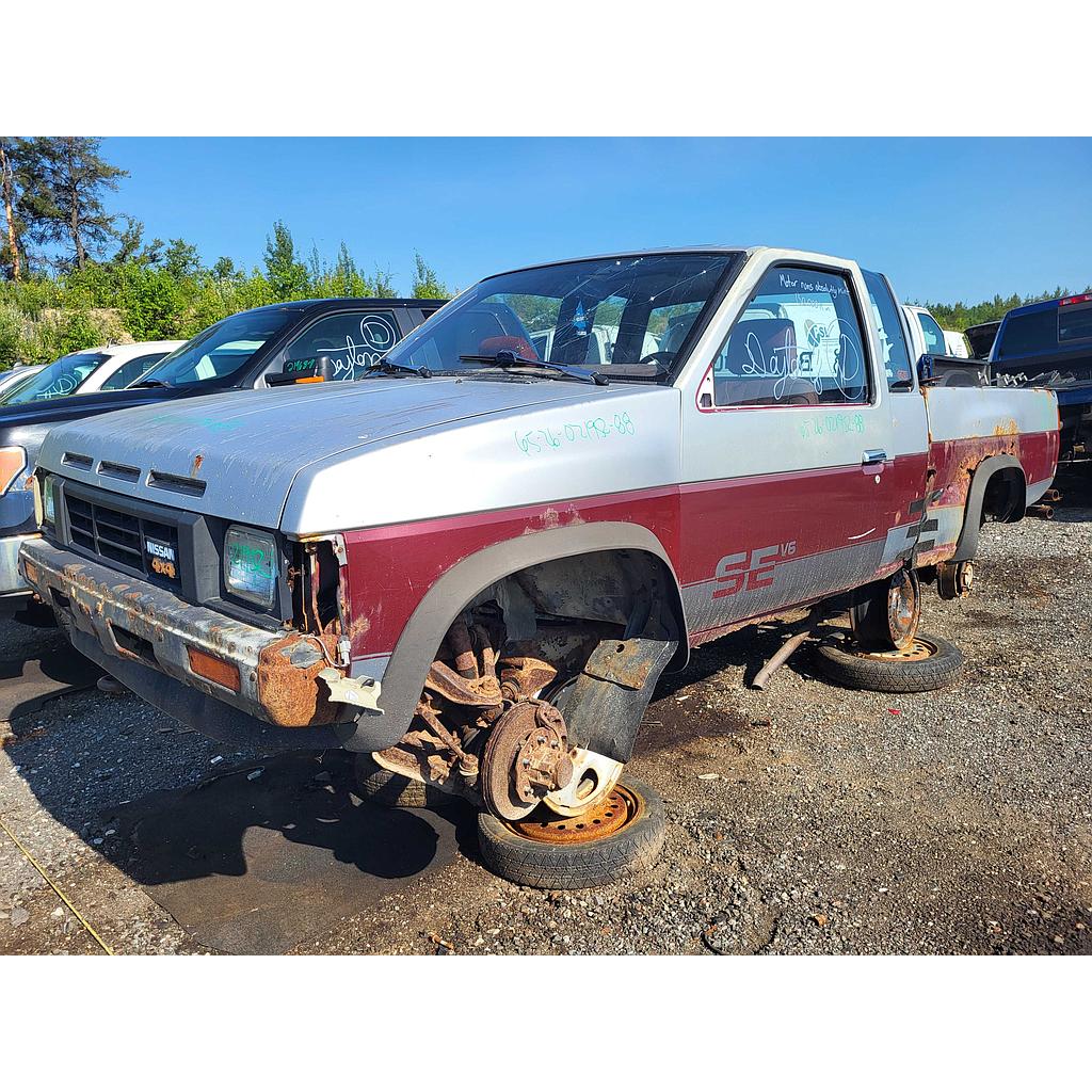 NISSAN PICKUP 1988