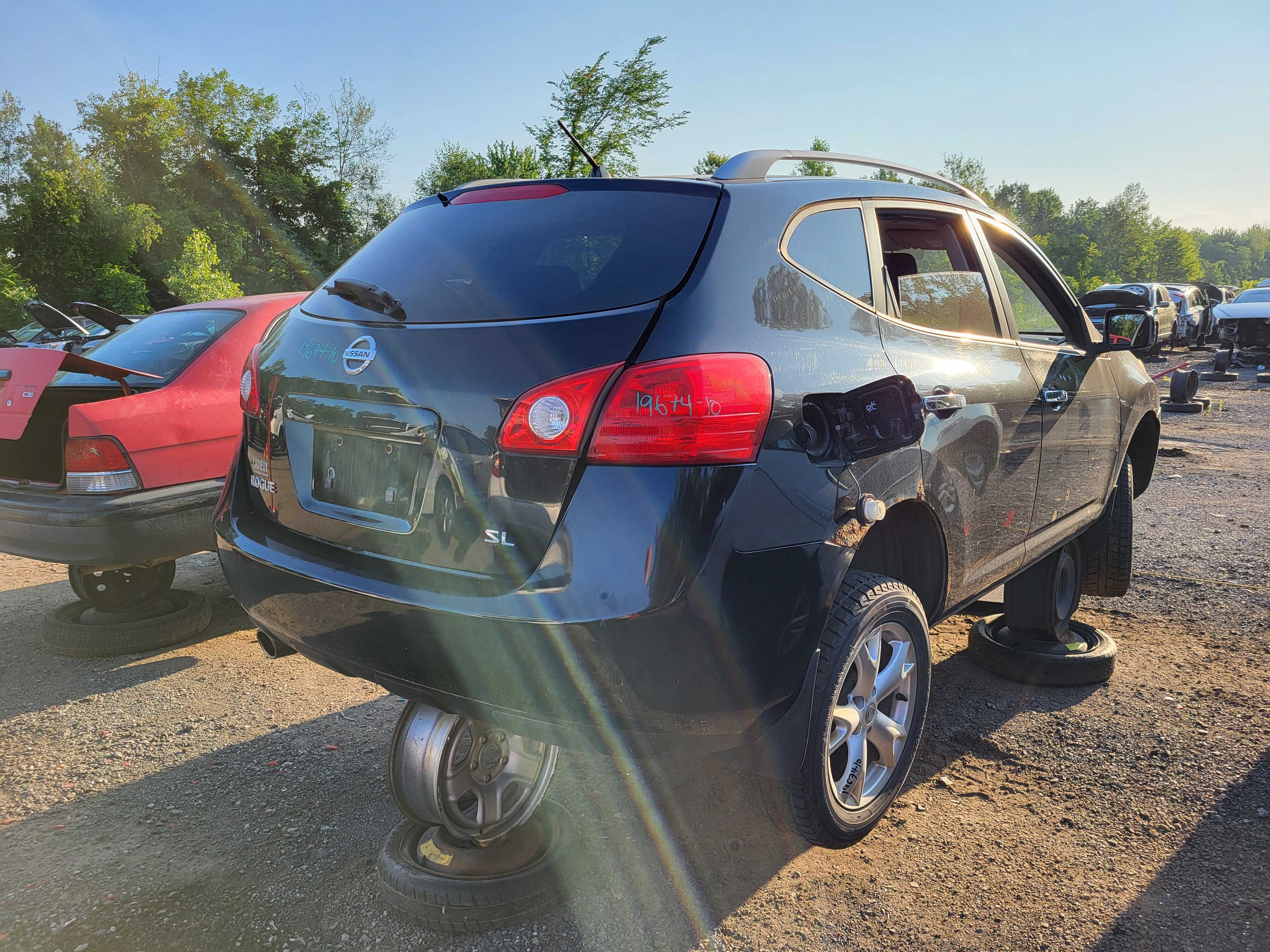 NISSAN ROGUE 2010