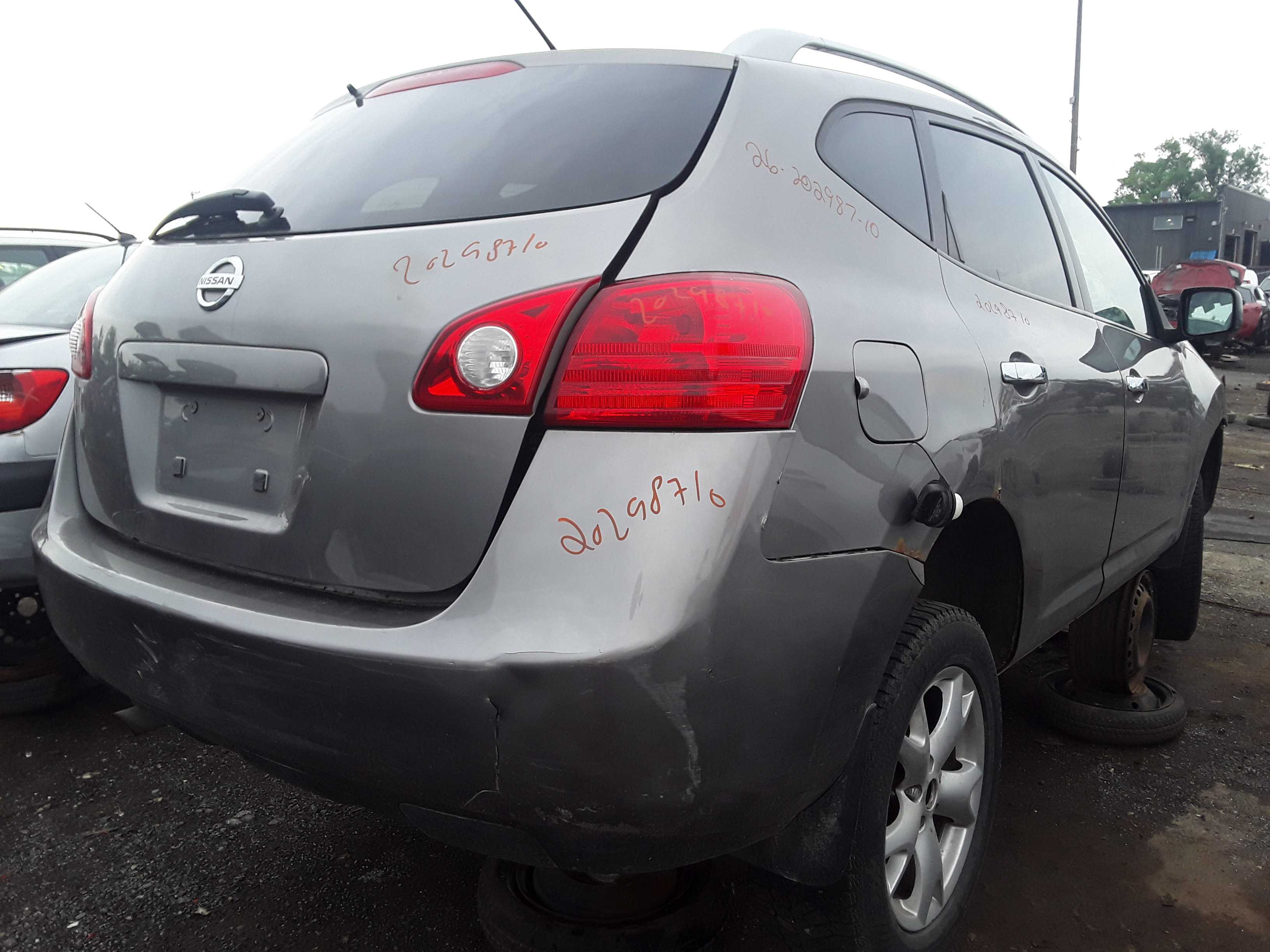 NISSAN ROGUE 2010