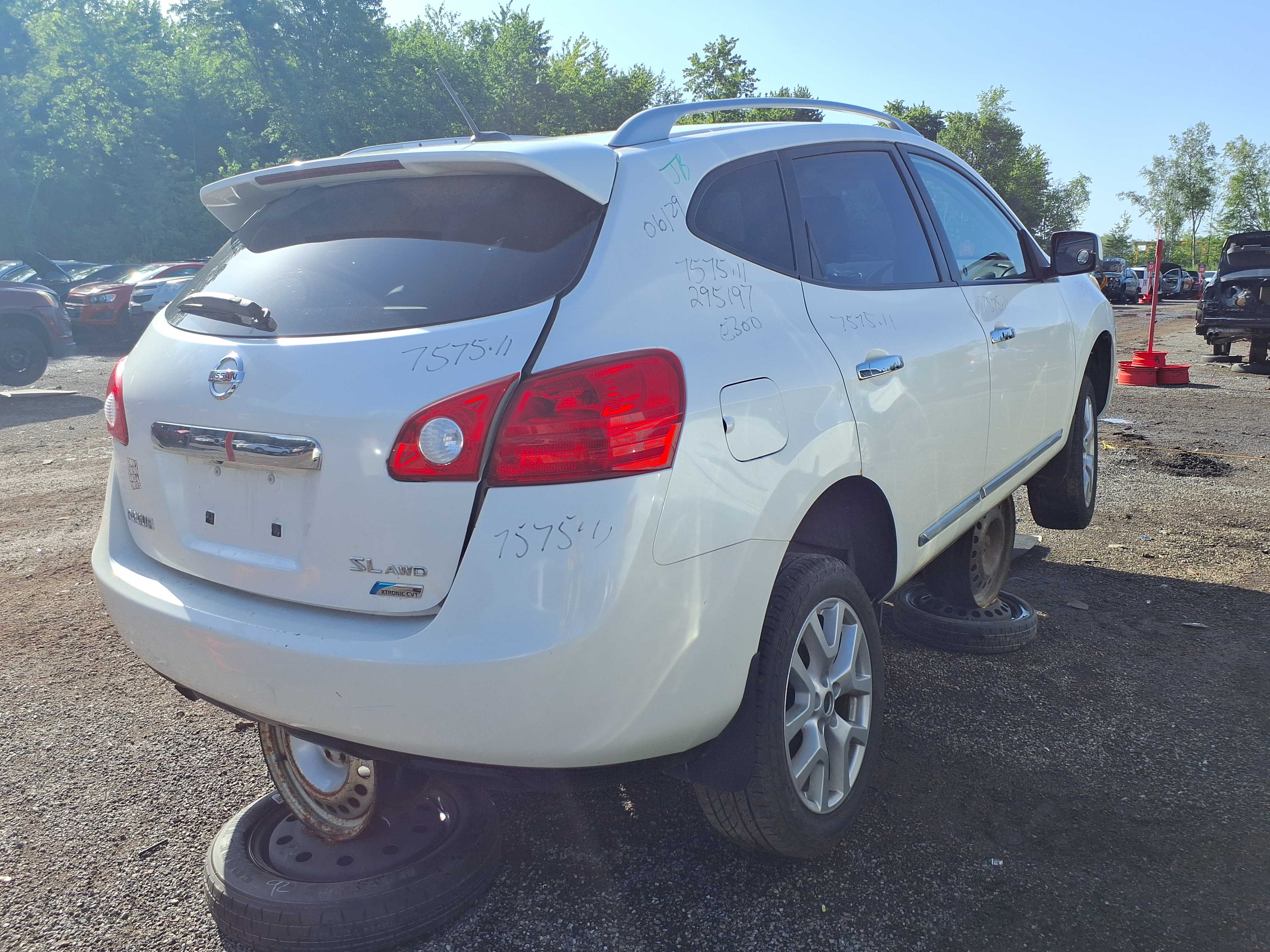 NISSAN ROGUE 2011