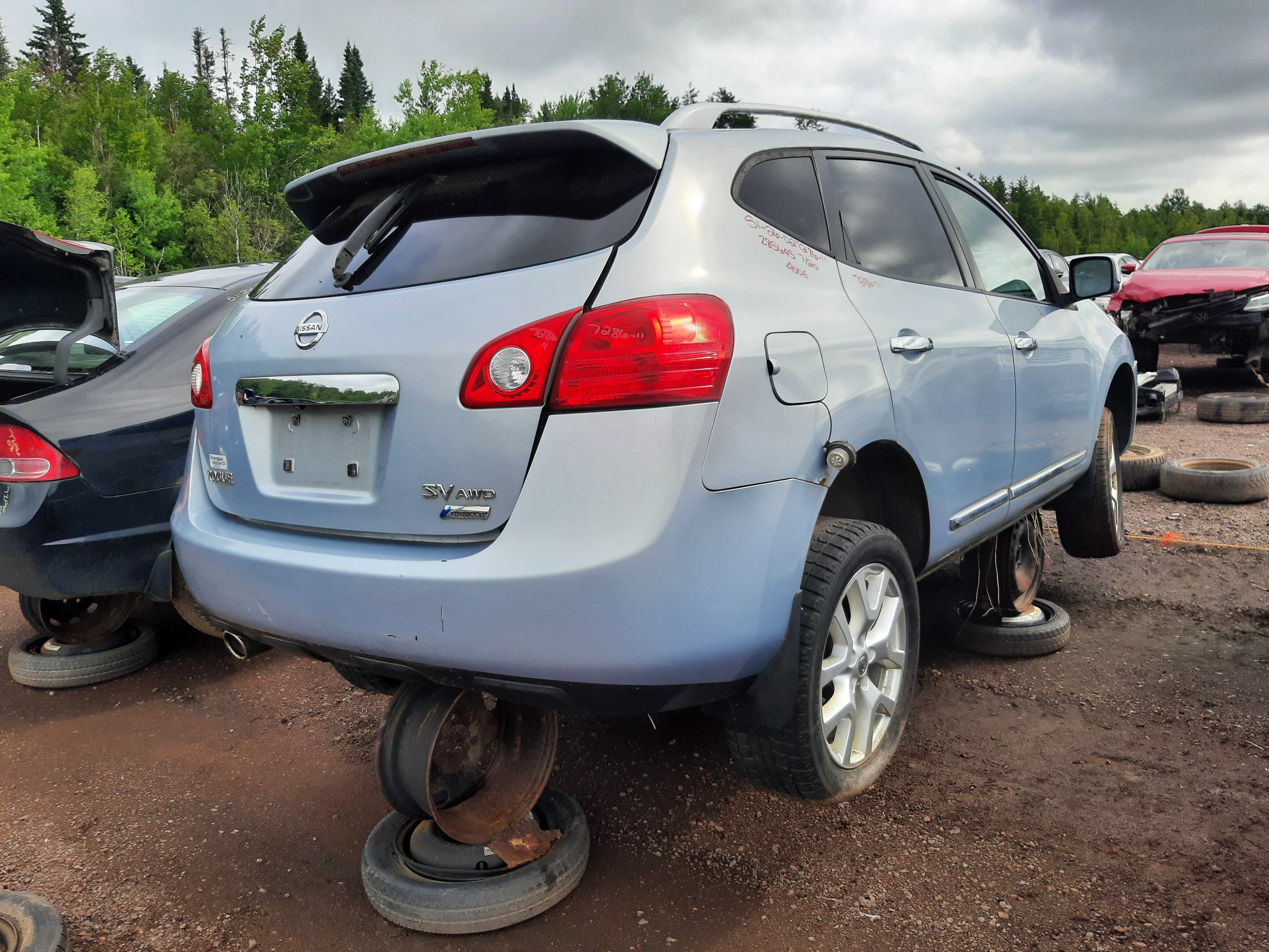 NISSAN ROGUE 2011