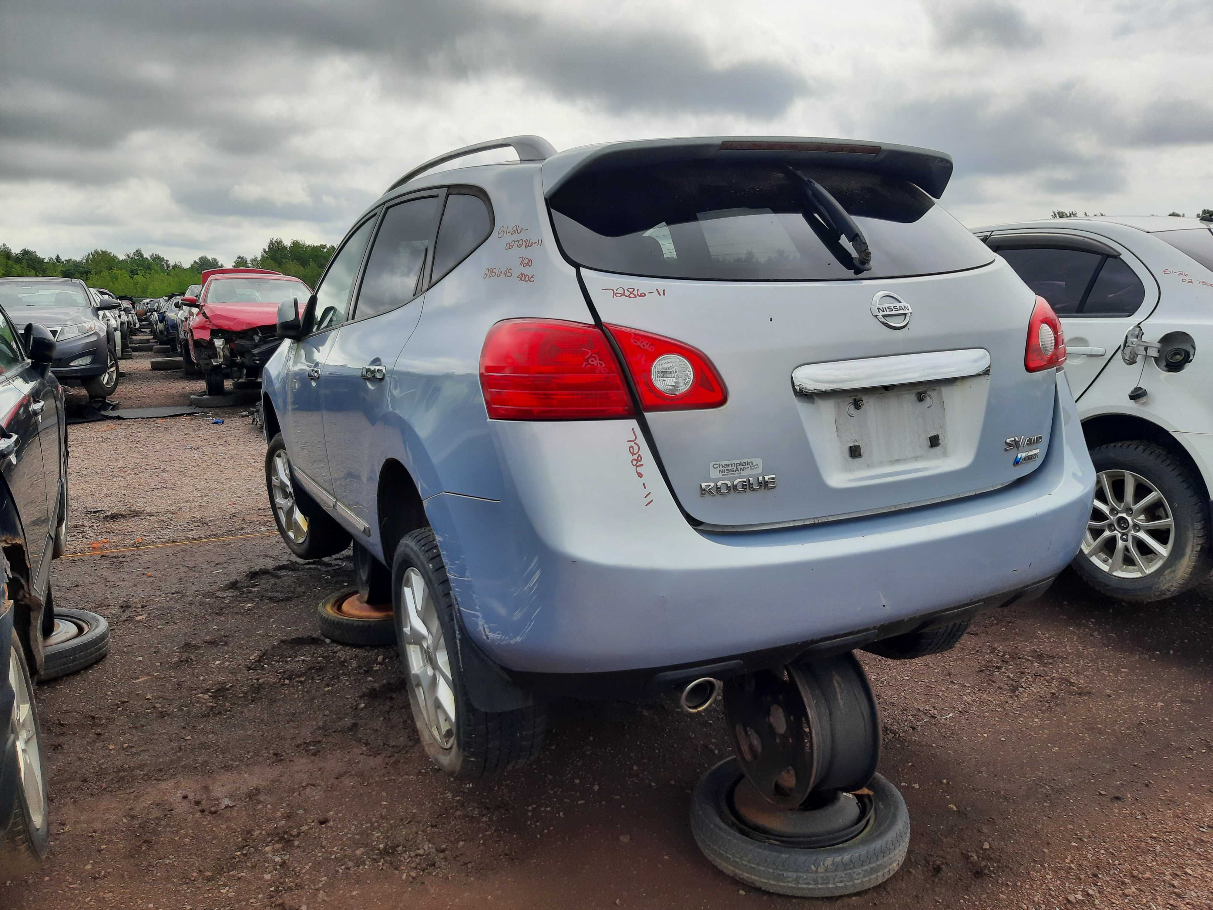 NISSAN ROGUE 2011