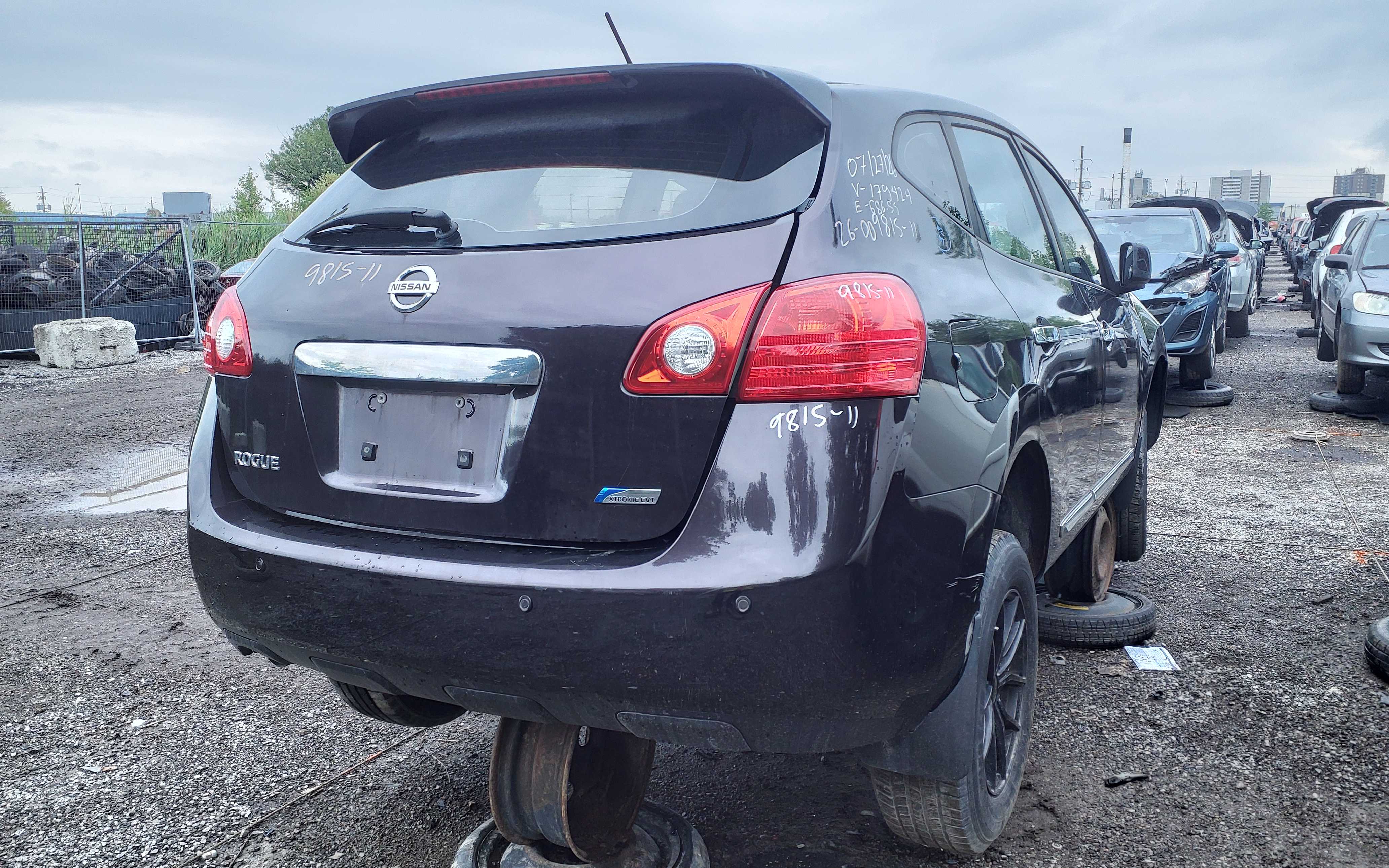 NISSAN ROGUE 2011