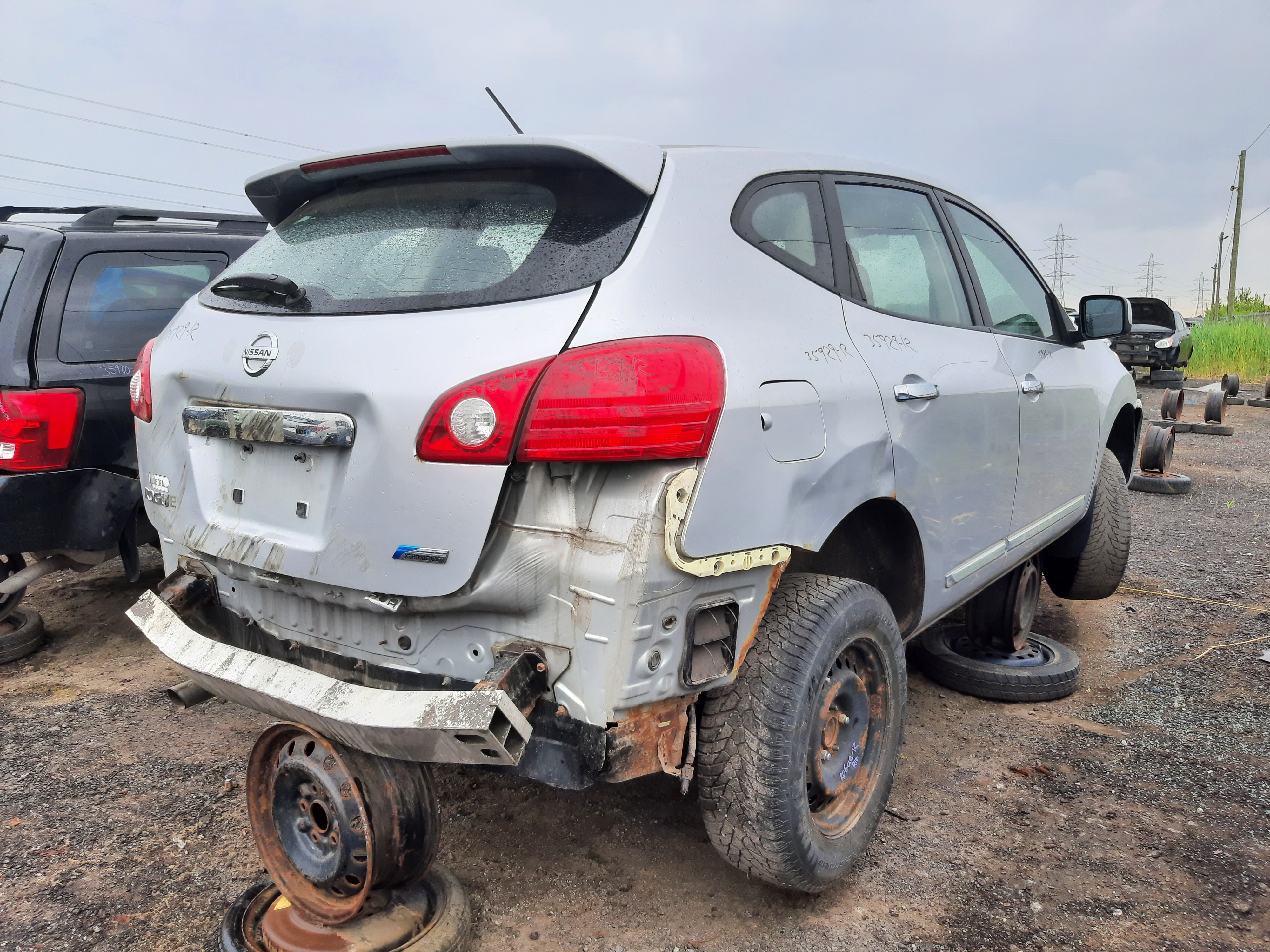 NISSAN ROGUE 2012