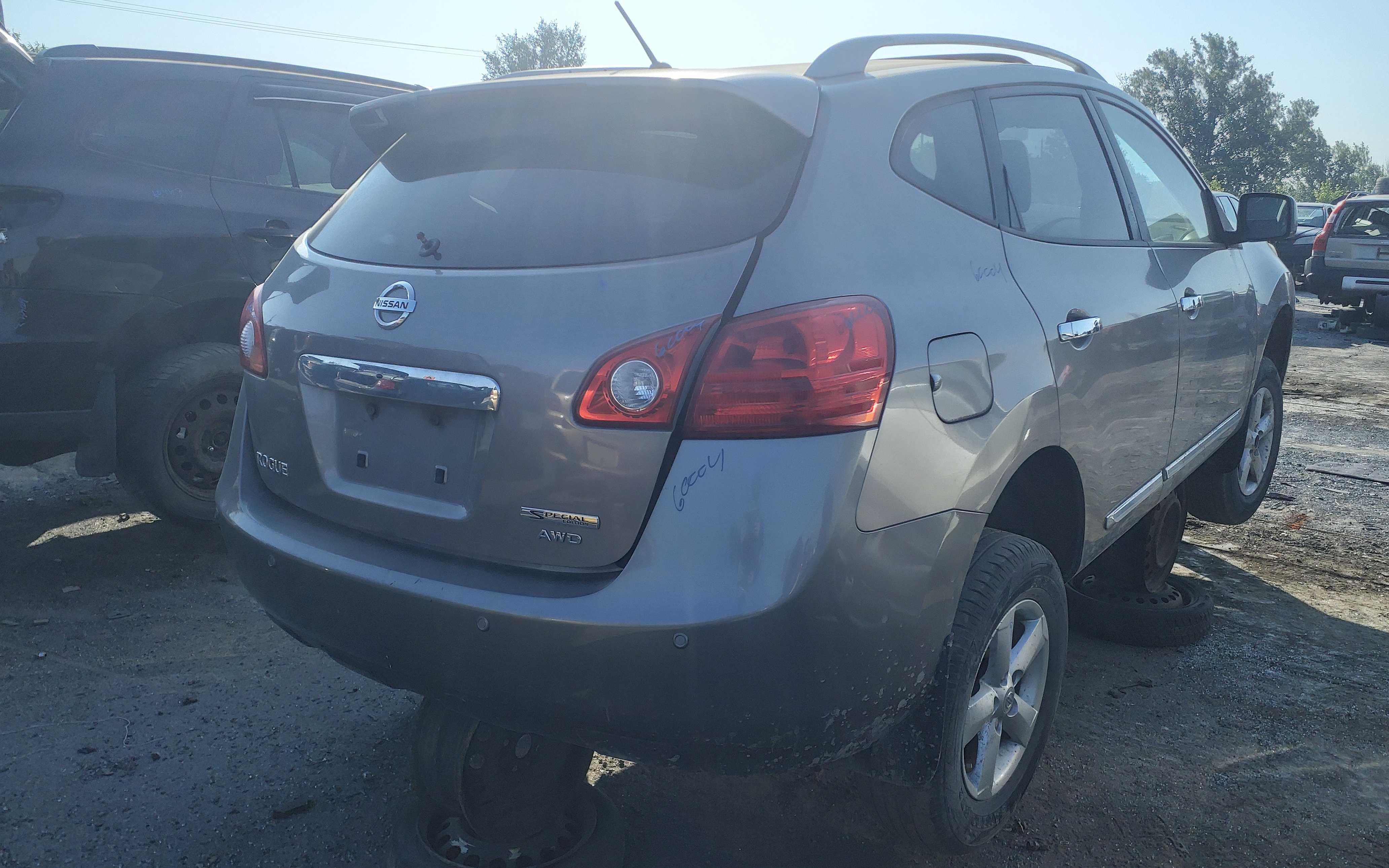 NISSAN ROGUE 2013