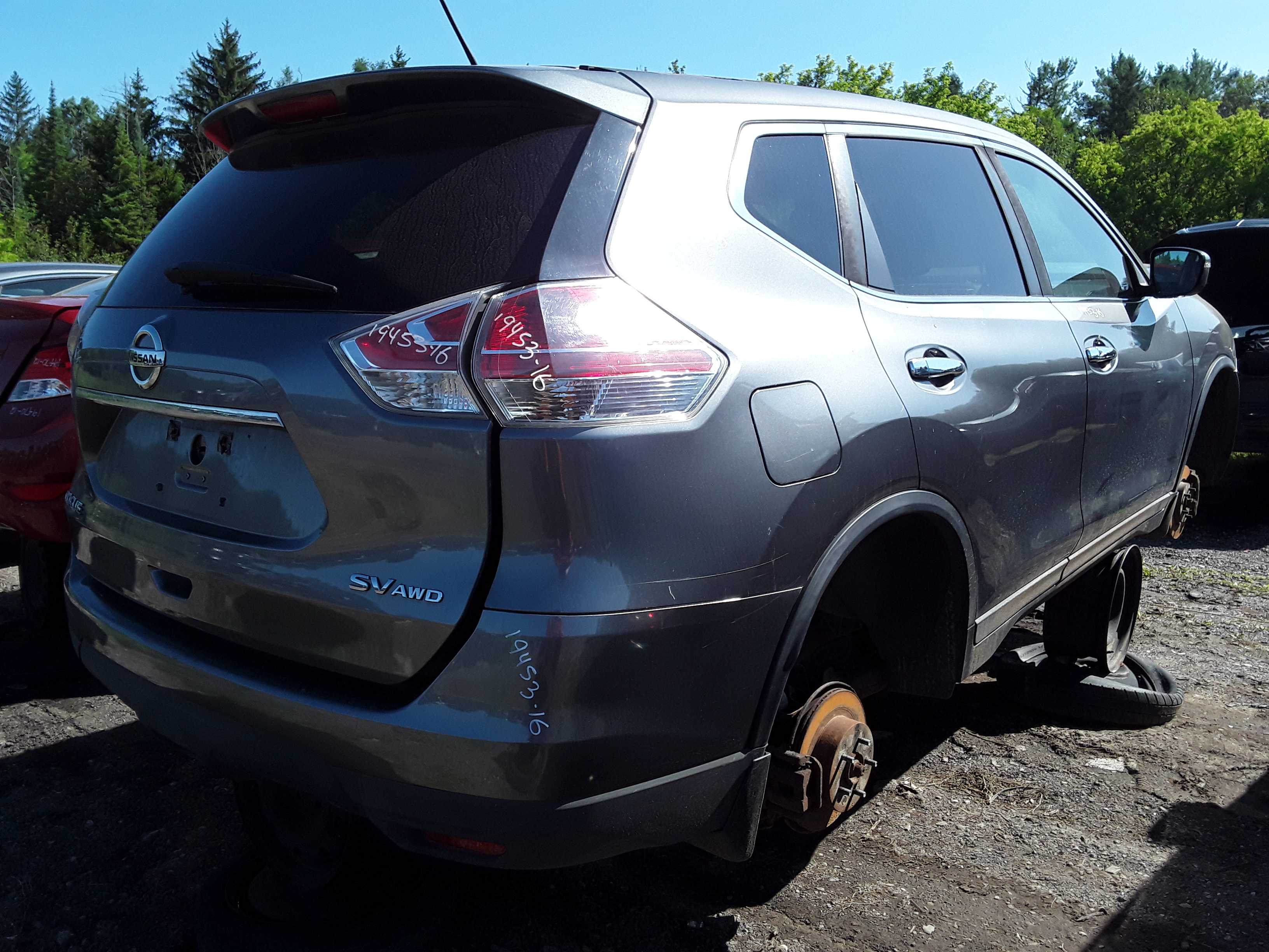 NISSAN ROGUE 2016