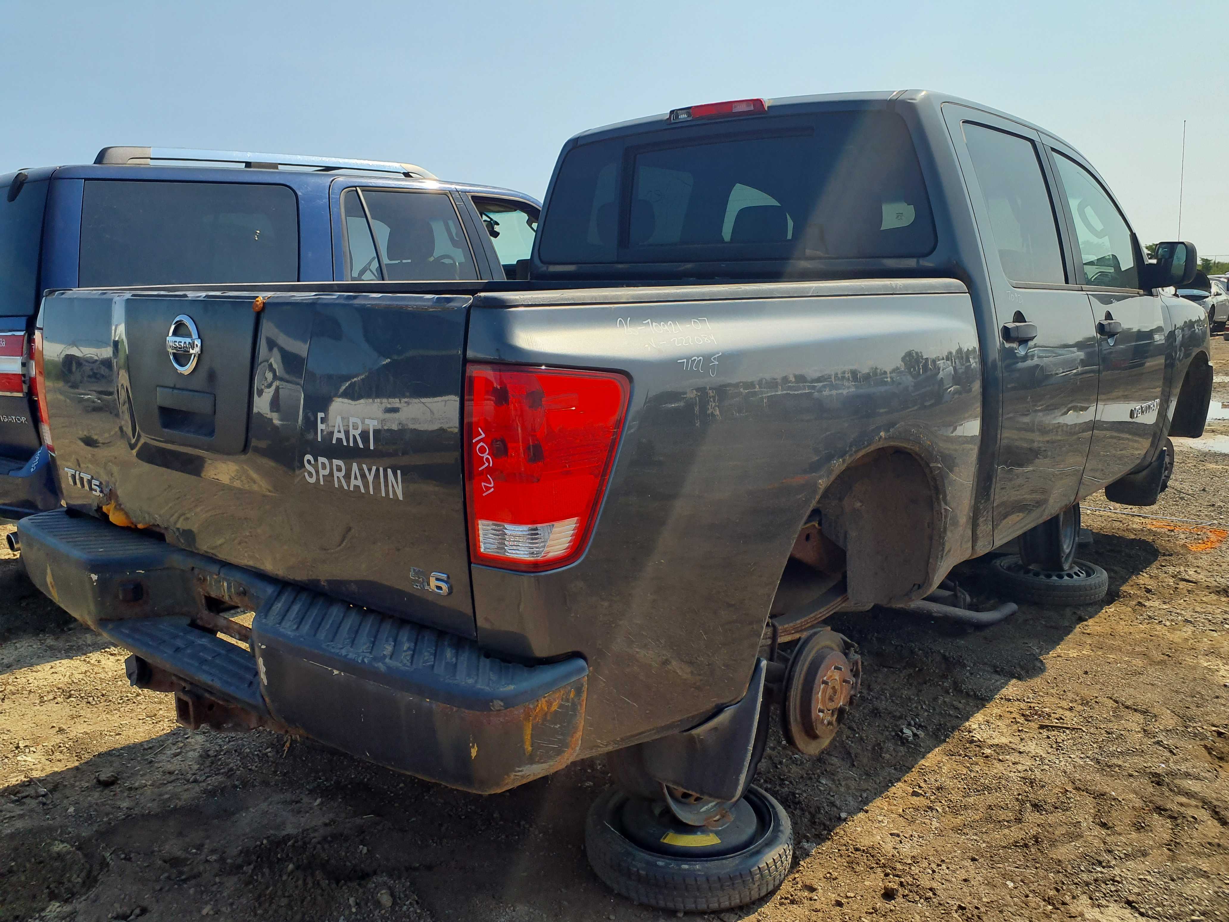 NISSAN TITAN 2007
