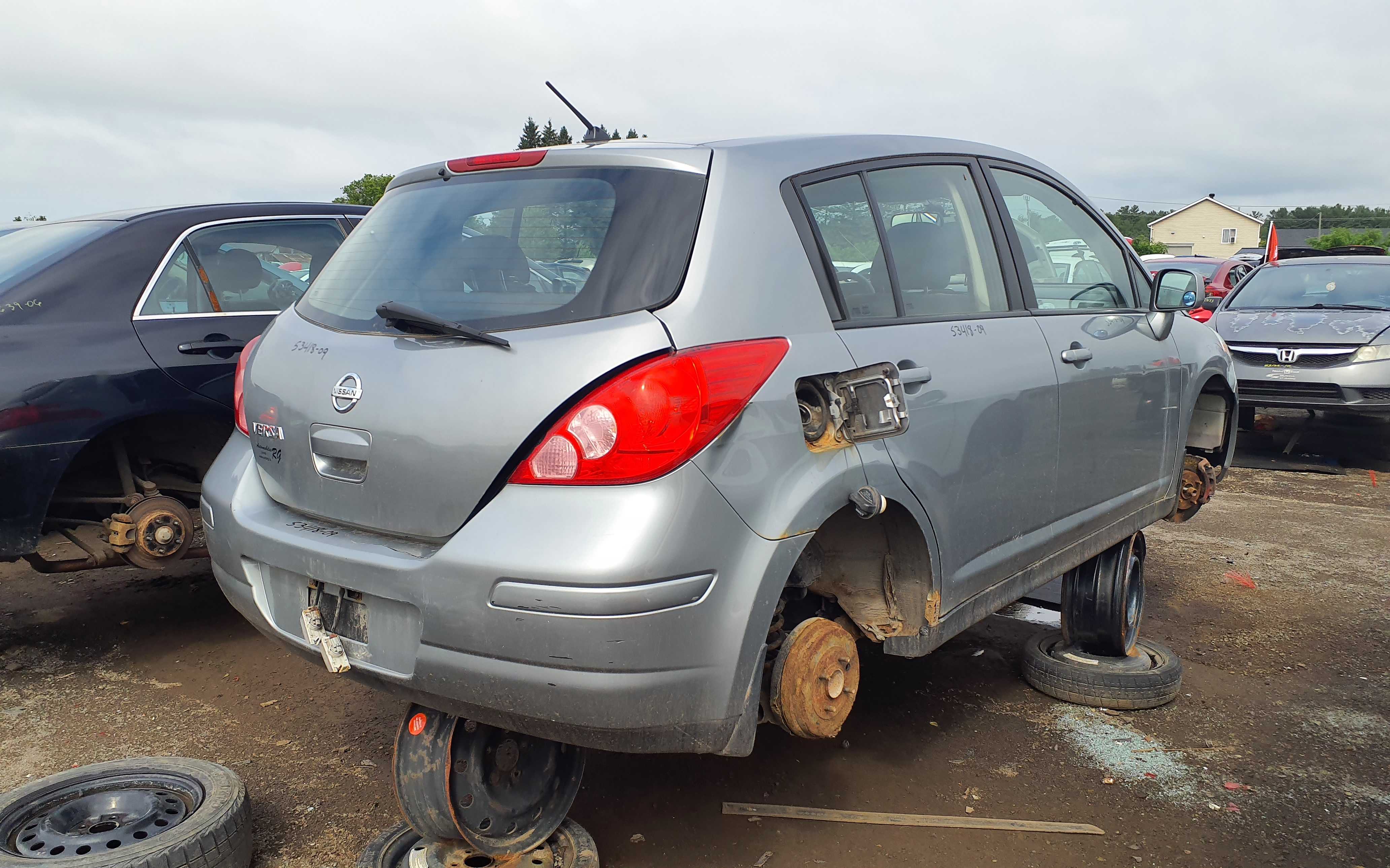 NISSAN VERSA 2009