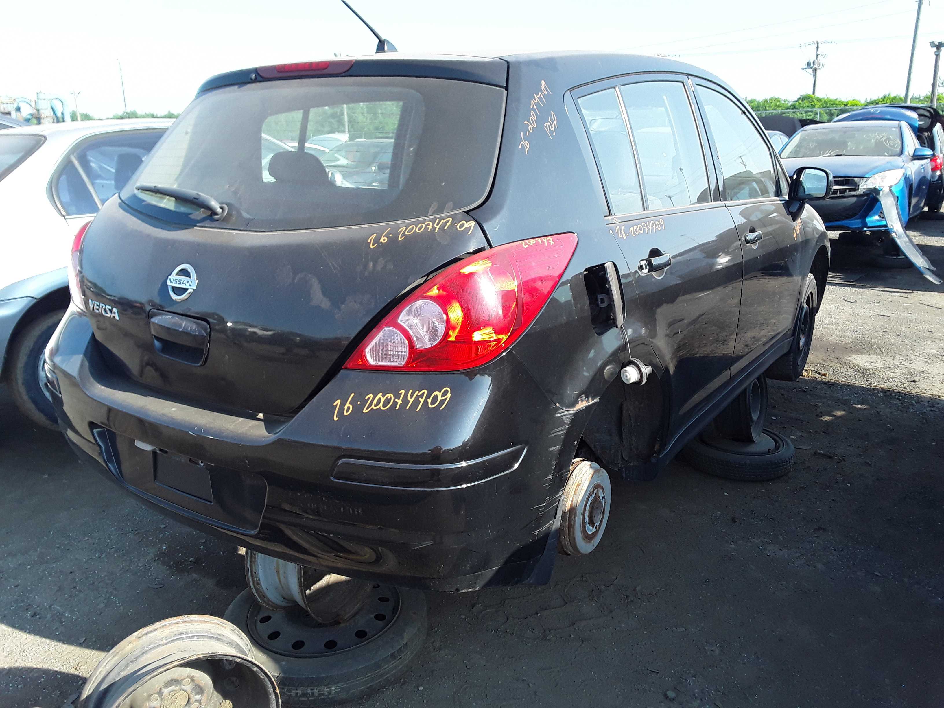 NISSAN VERSA 2009