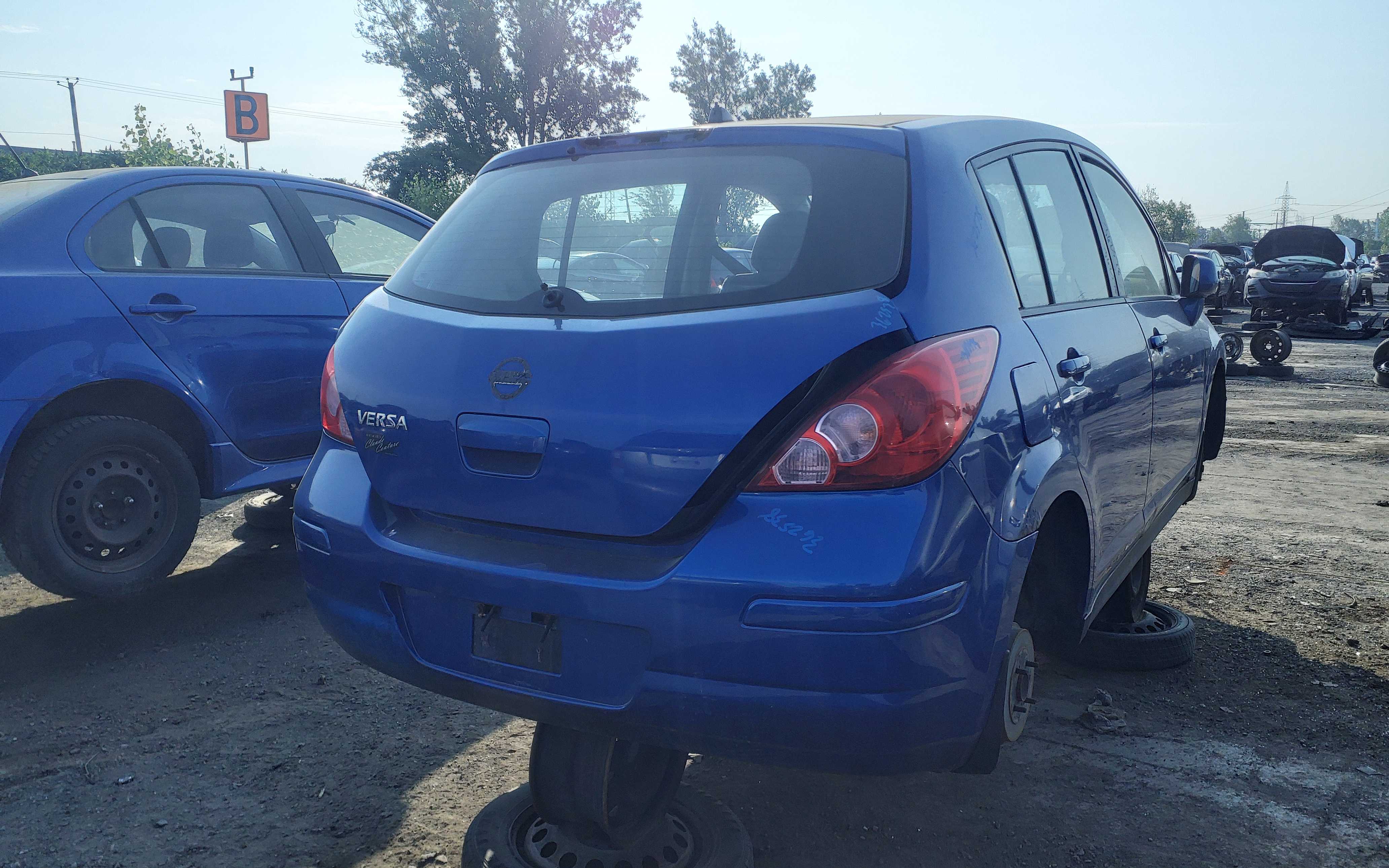 NISSAN VERSA 2009