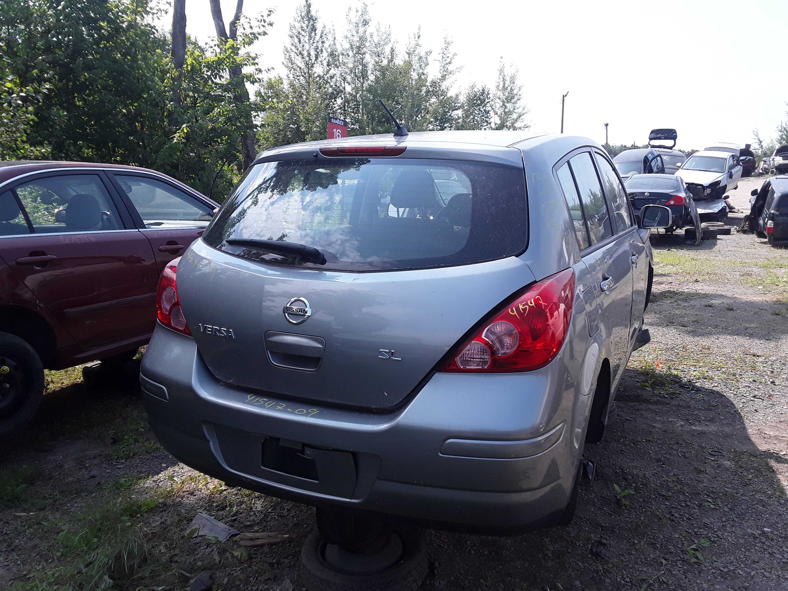 NISSAN VERSA 2009