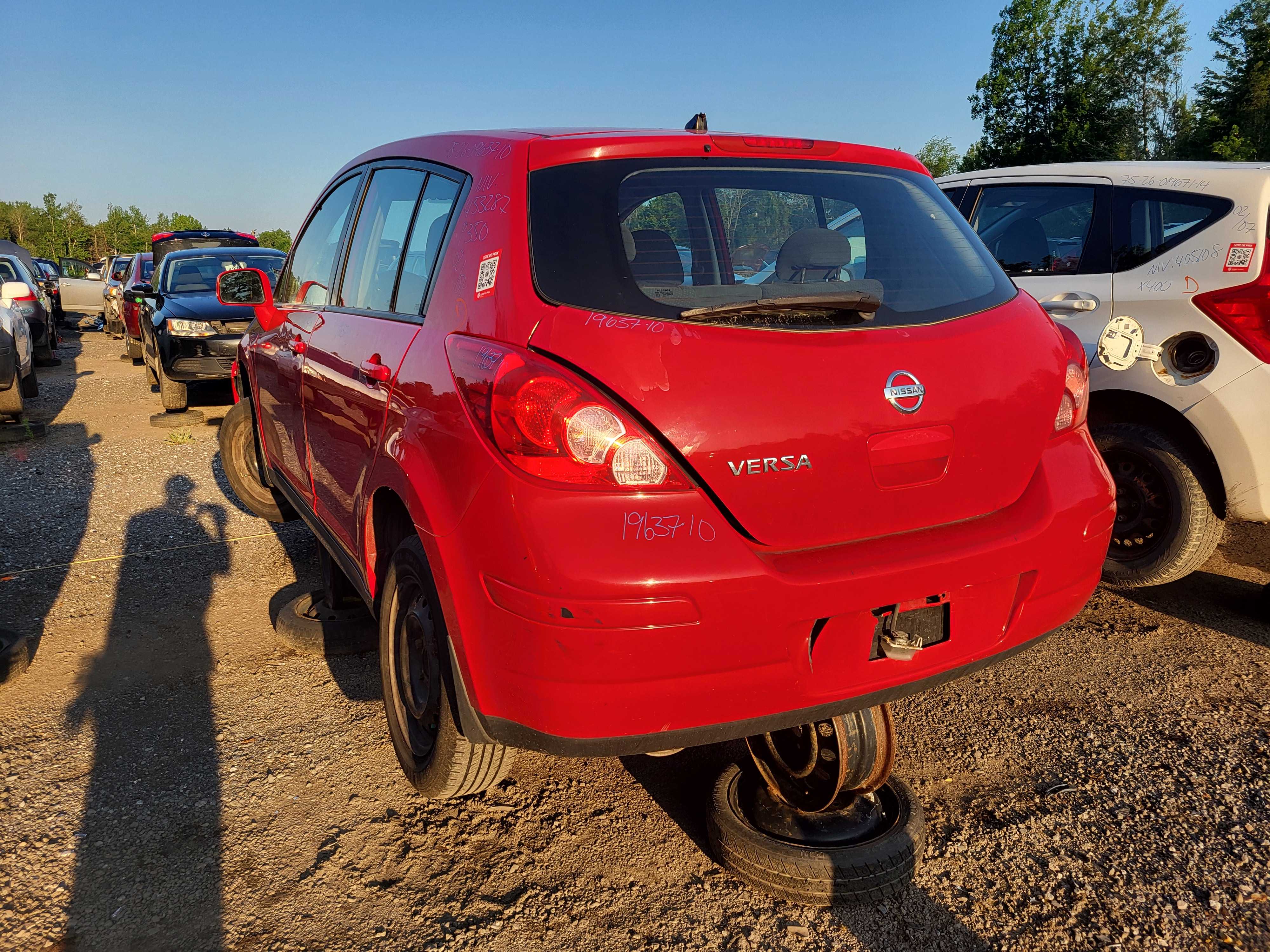 NISSAN VERSA 2010