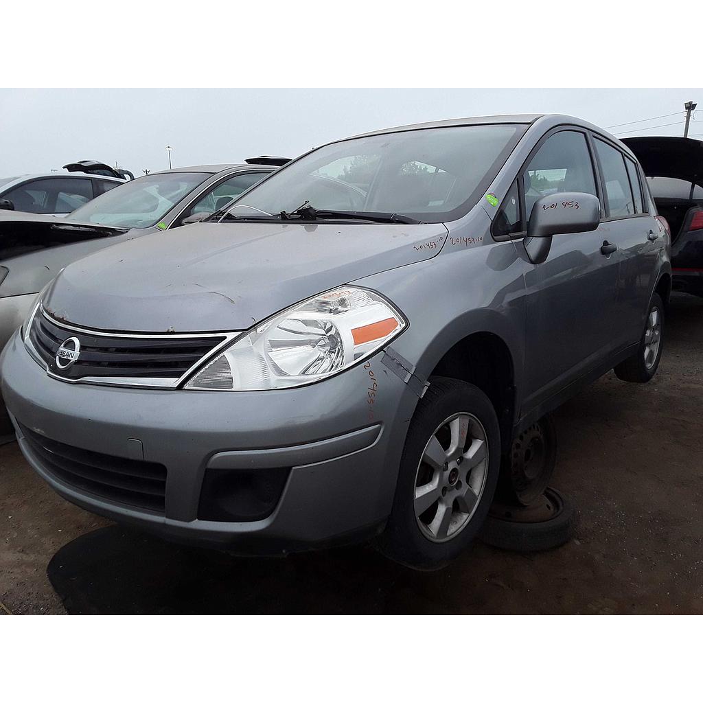 NISSAN VERSA 2010