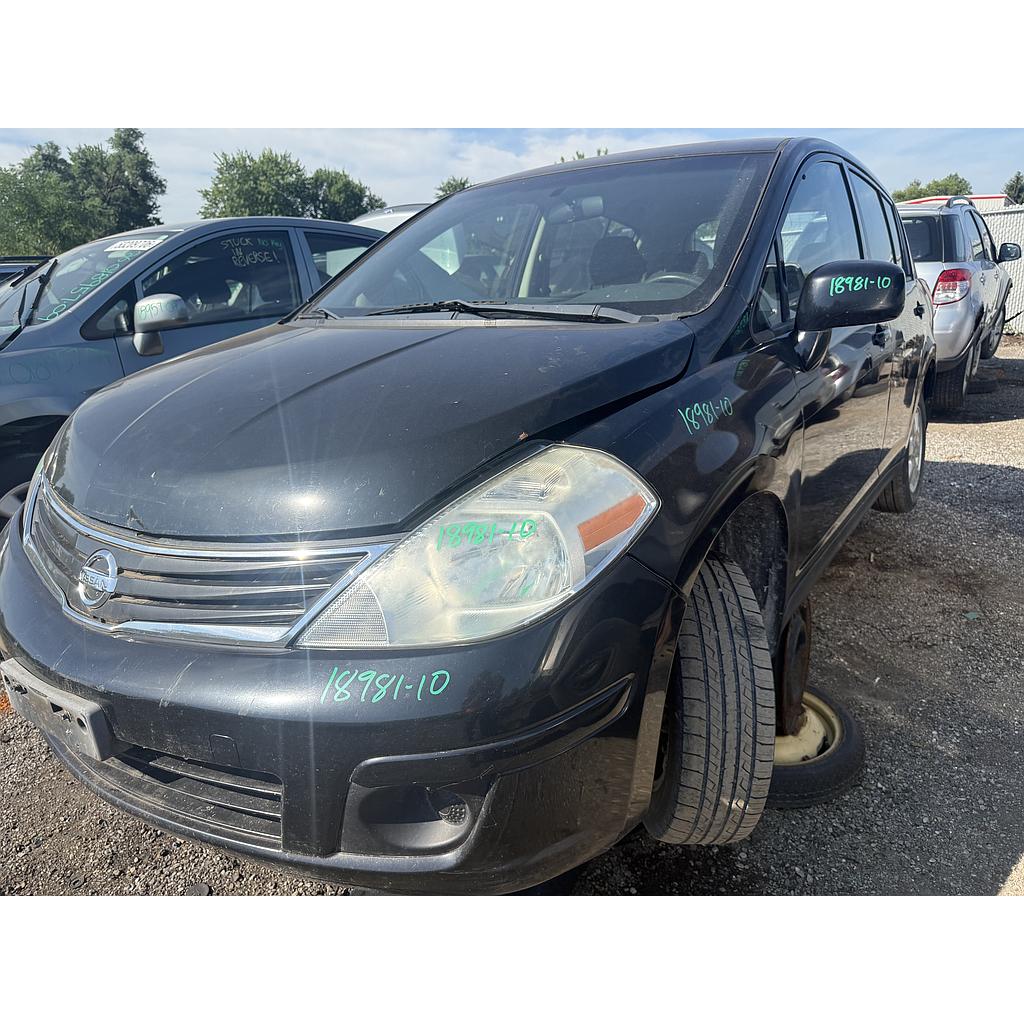 NISSAN VERSA 2010