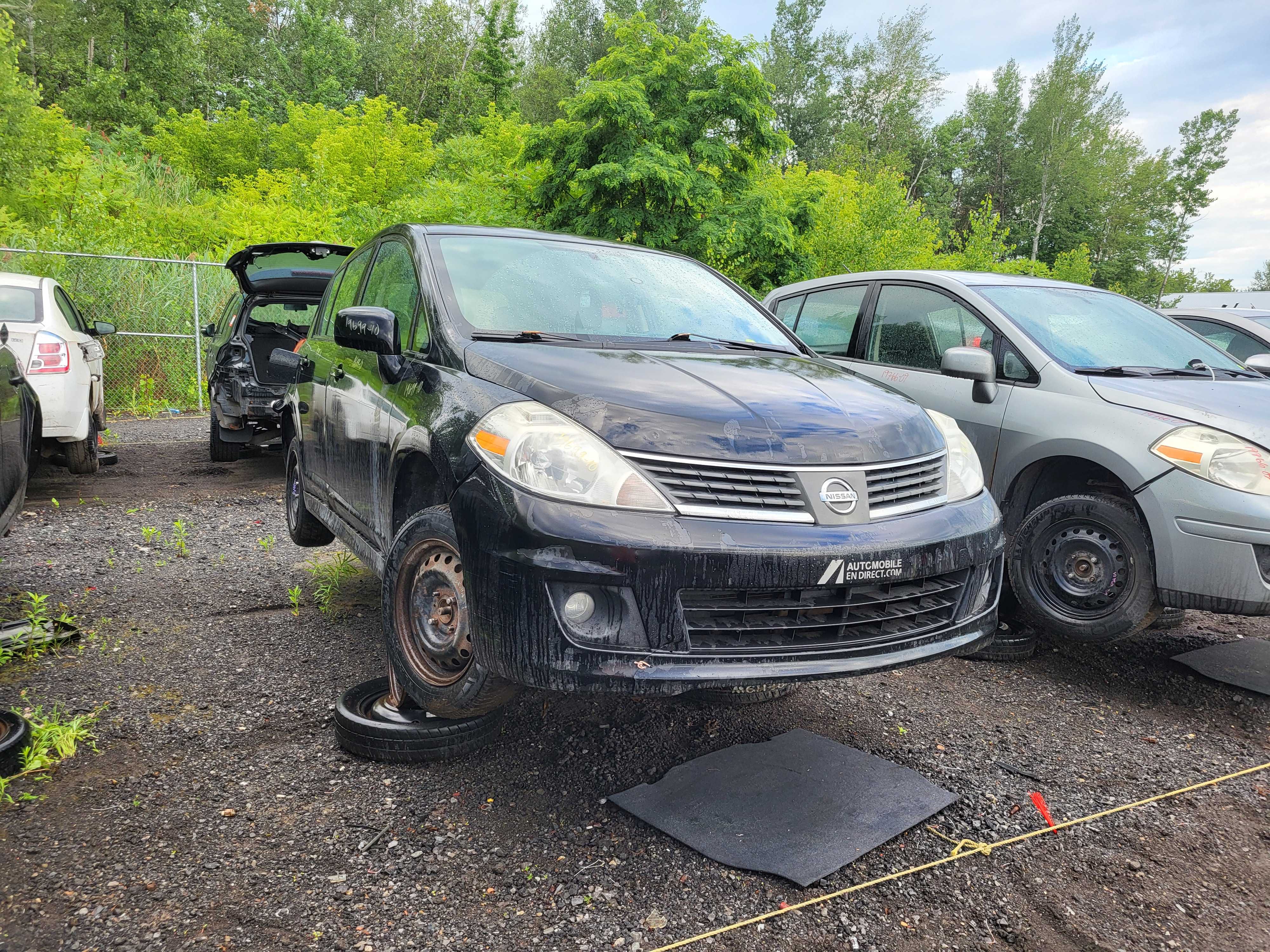 NISSAN VERSA 2010