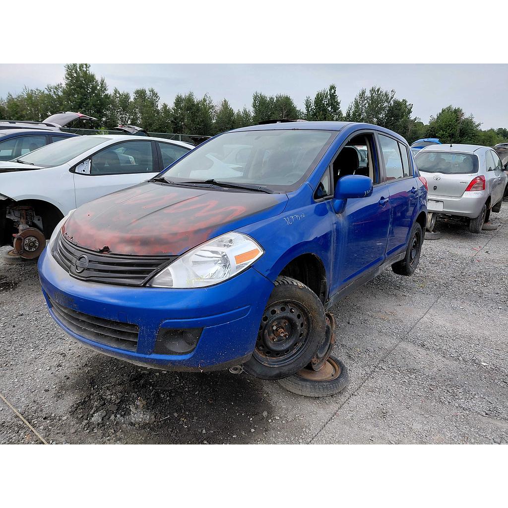 NISSAN VERSA 2010
