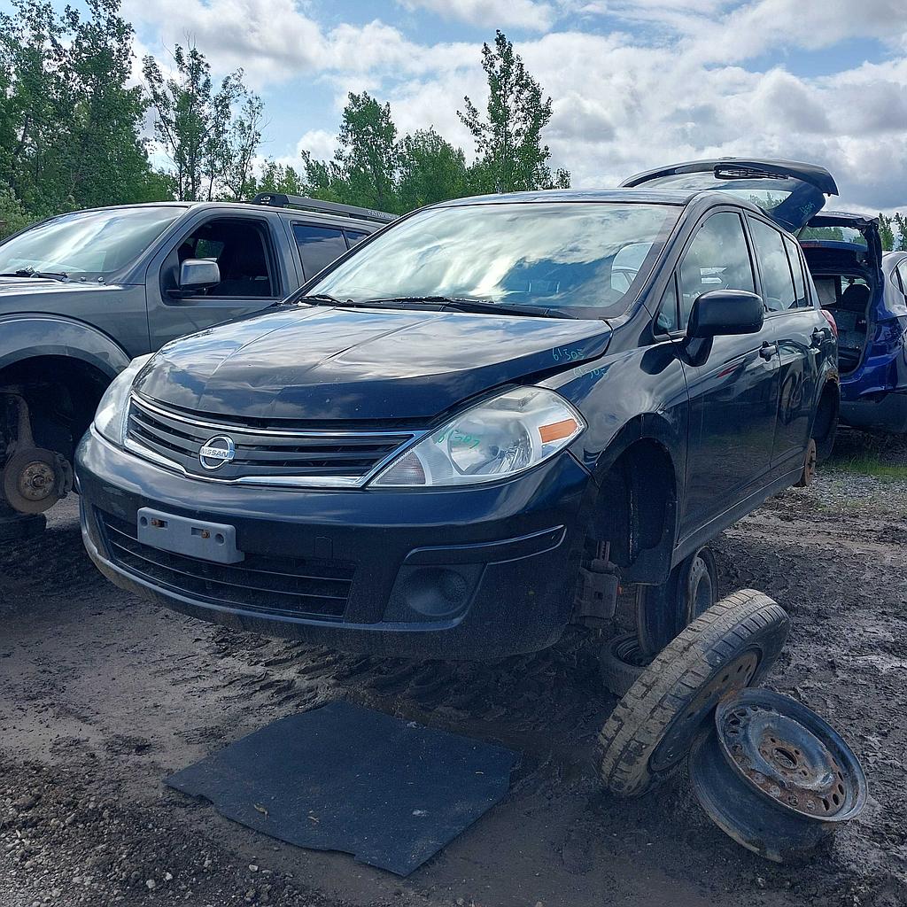 NISSAN VERSA 2011