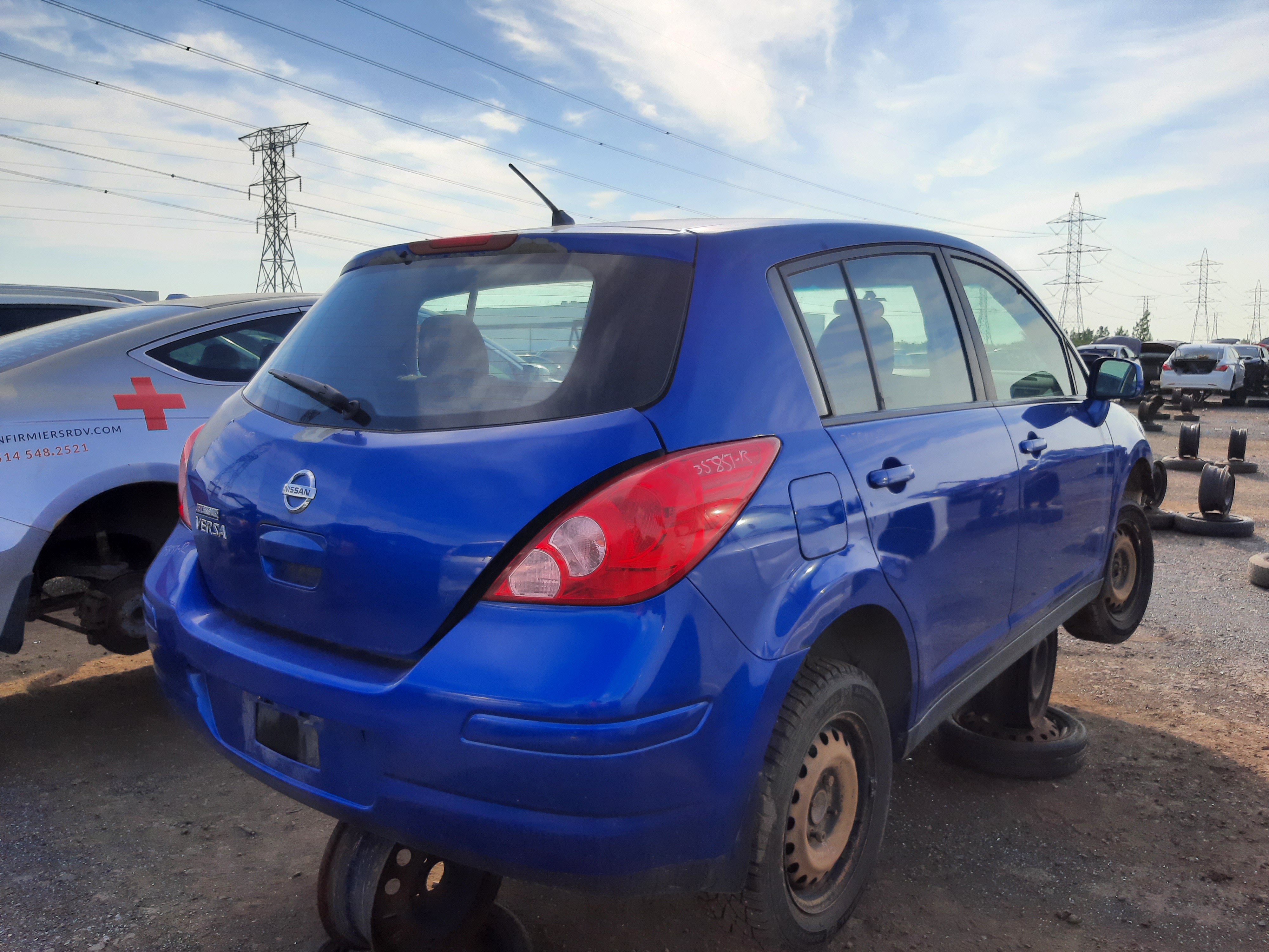 NISSAN VERSA 2012