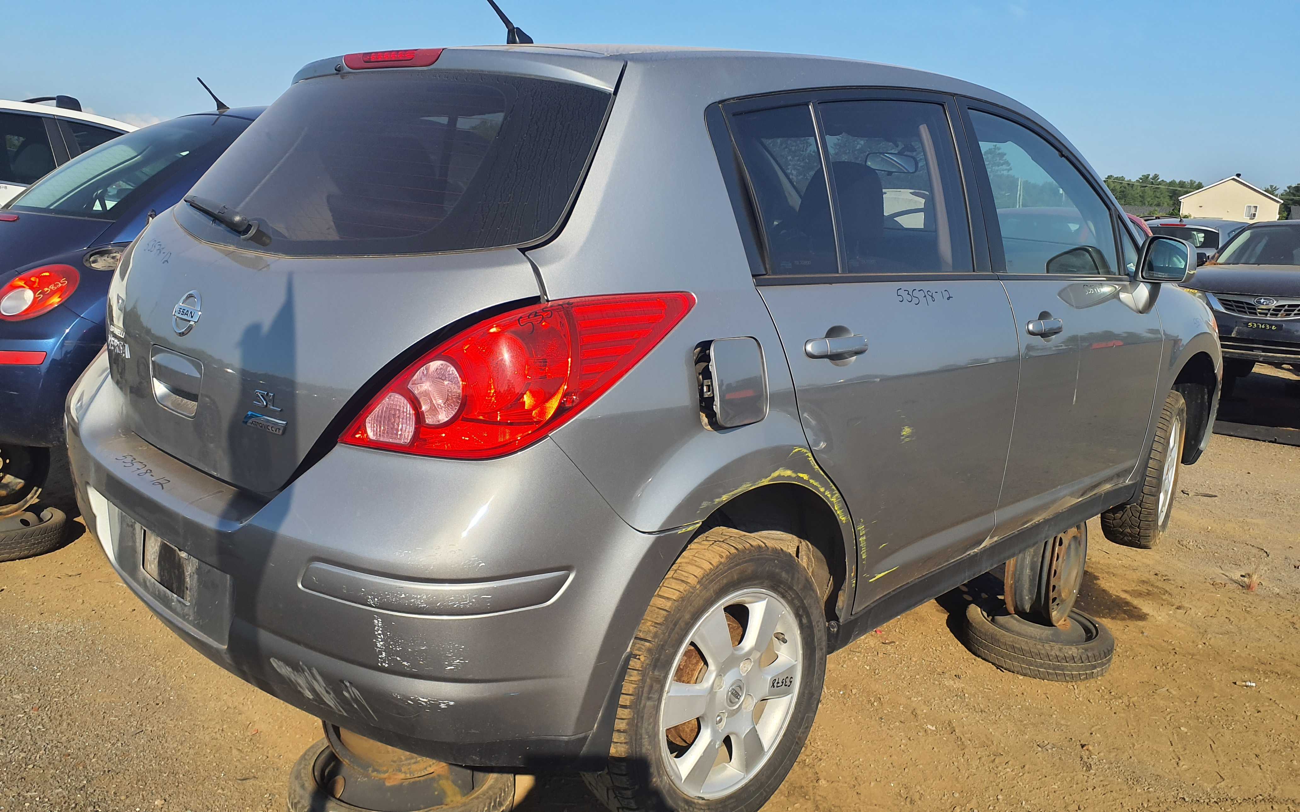 NISSAN VERSA 2012