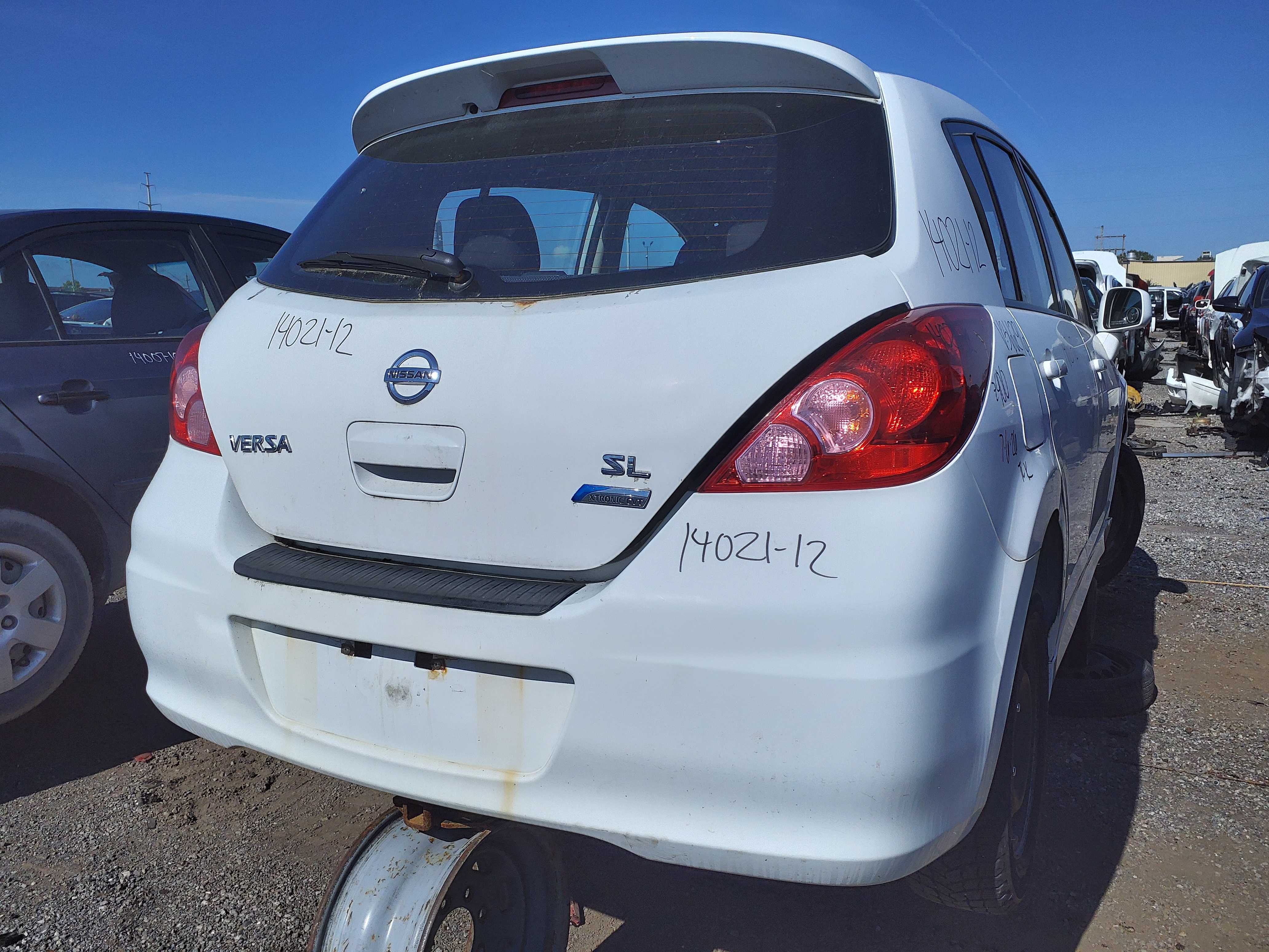 NISSAN VERSA 2012