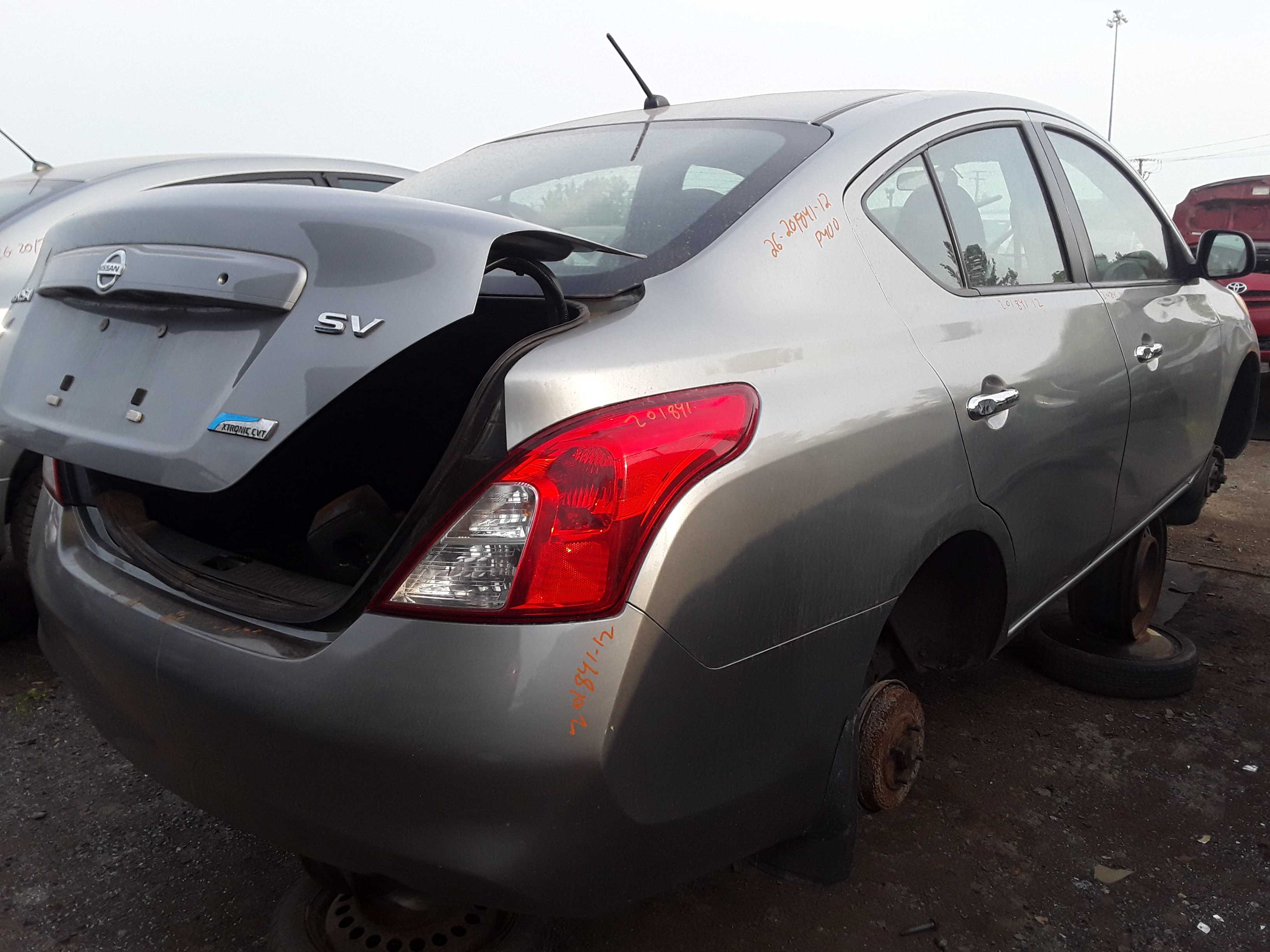 NISSAN VERSA 2012