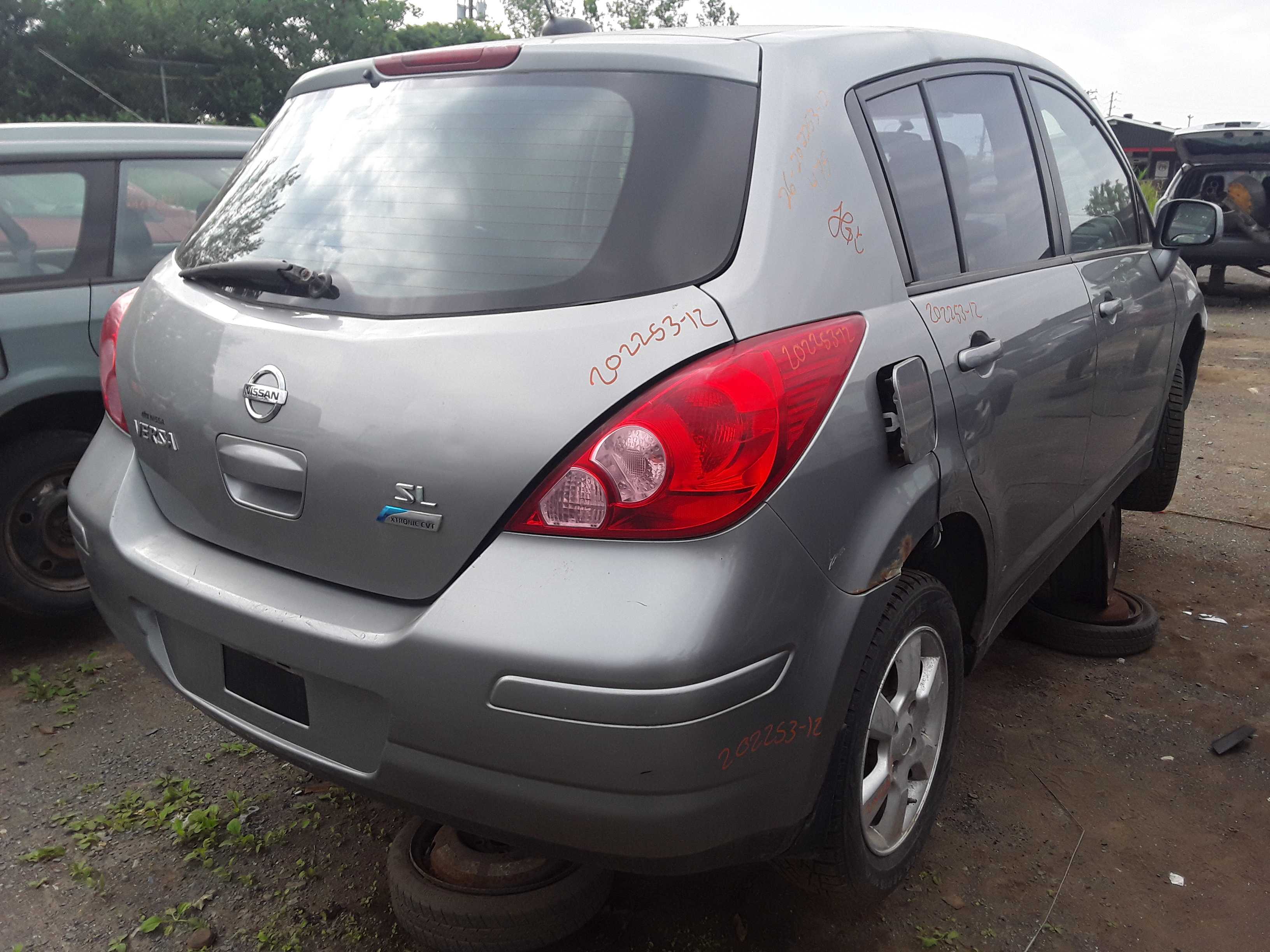 NISSAN VERSA 2012