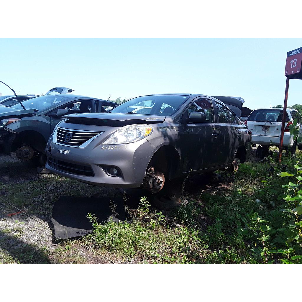 NISSAN VERSA 2013