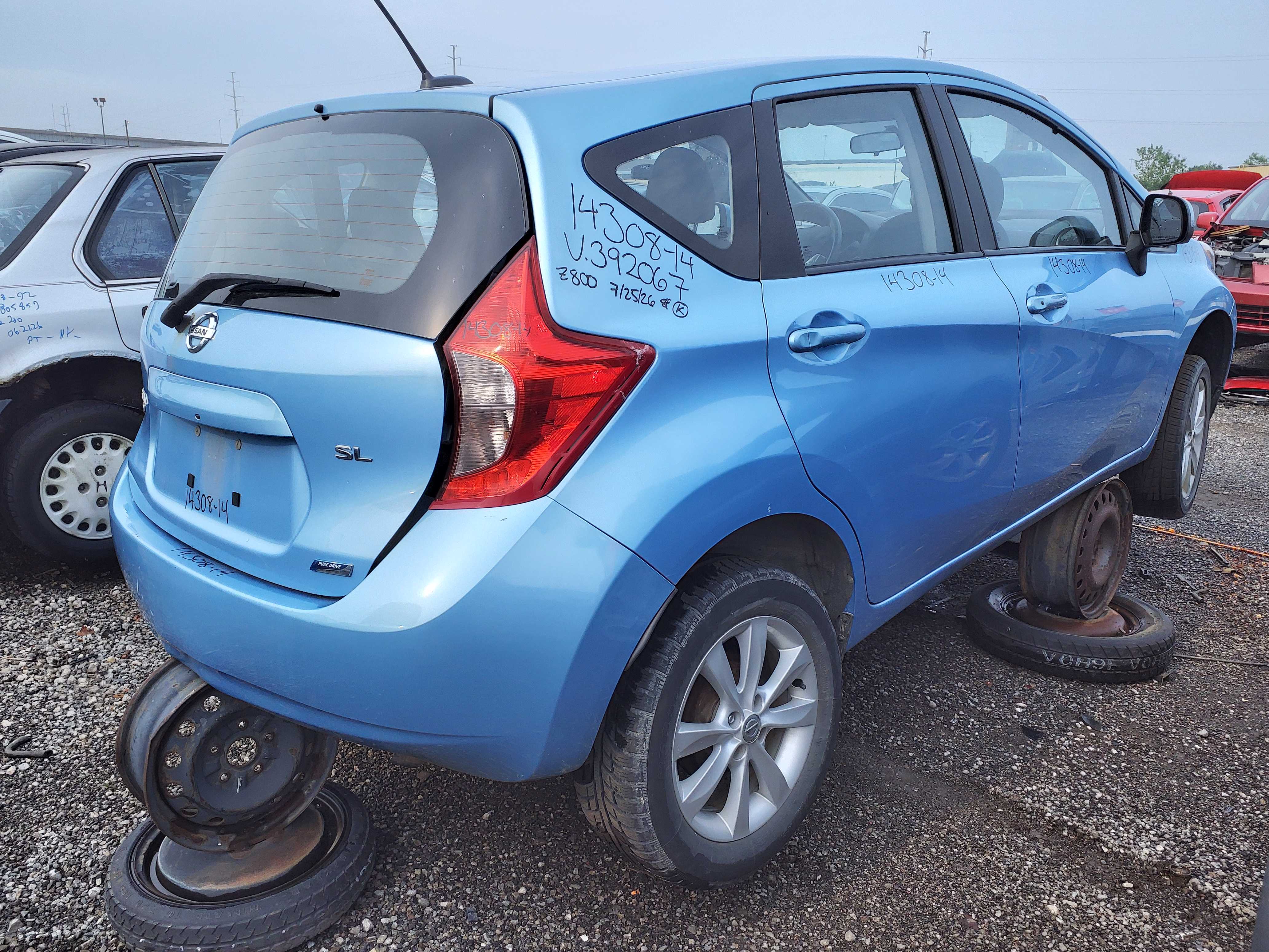 NISSAN VERSA 2014