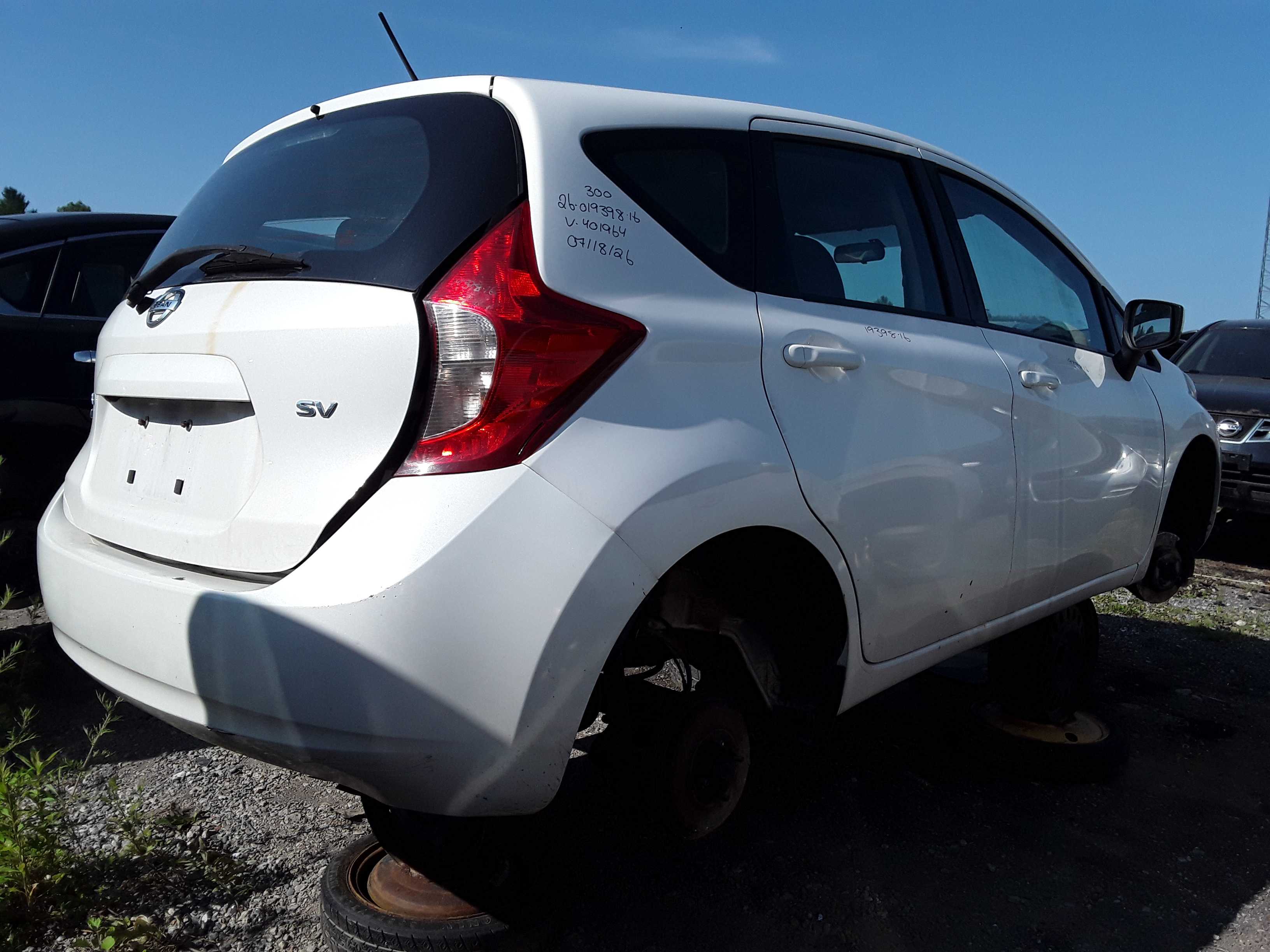 NISSAN VERSA 2016