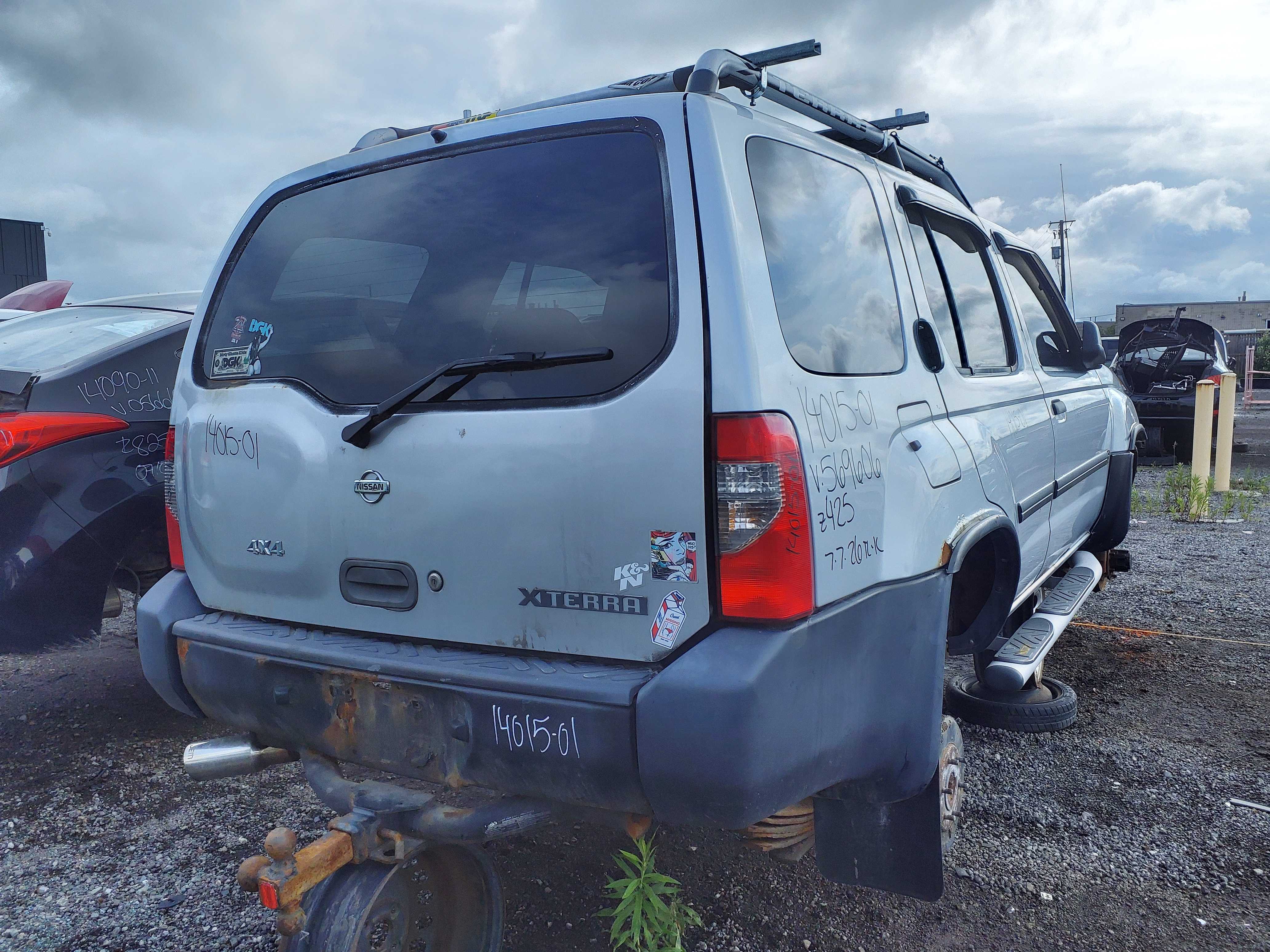 NISSAN XTERRA 2001
