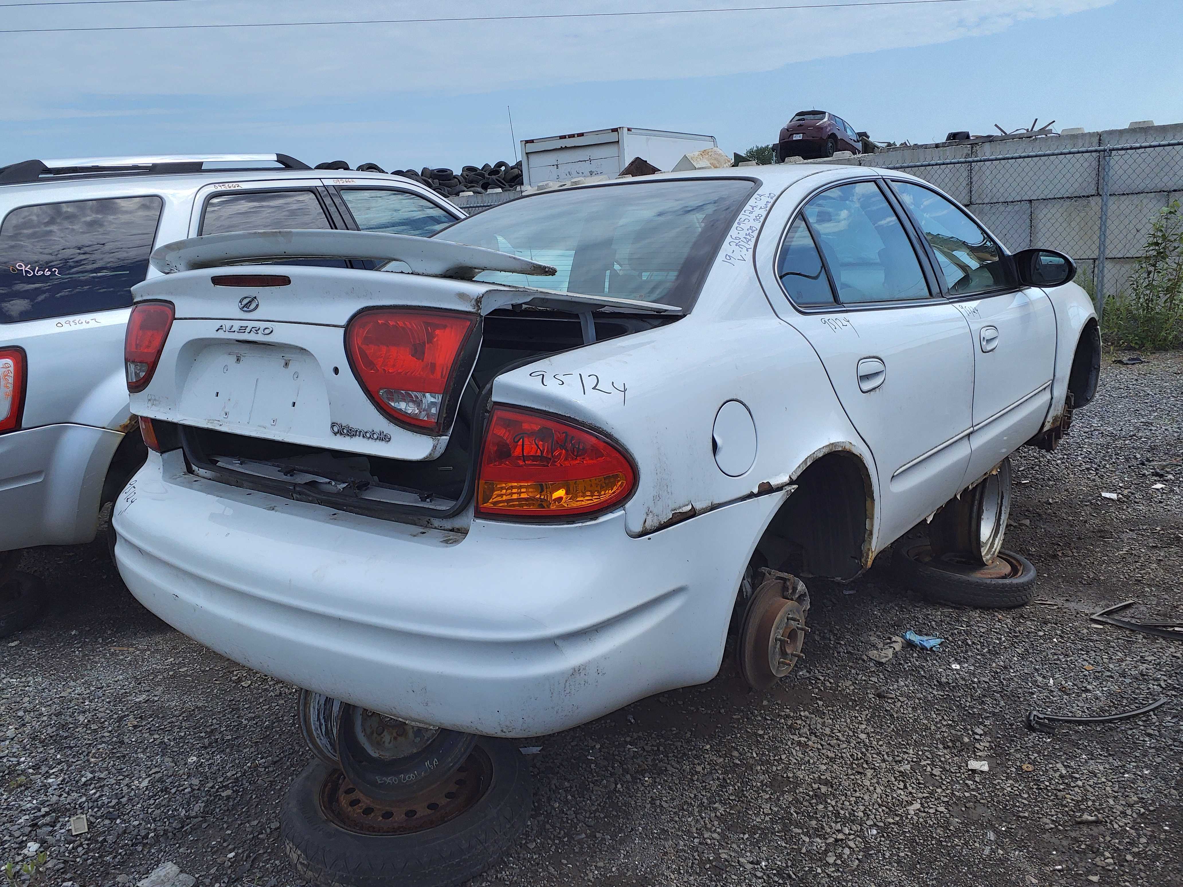 OLDSMOBILE ALERO 2004