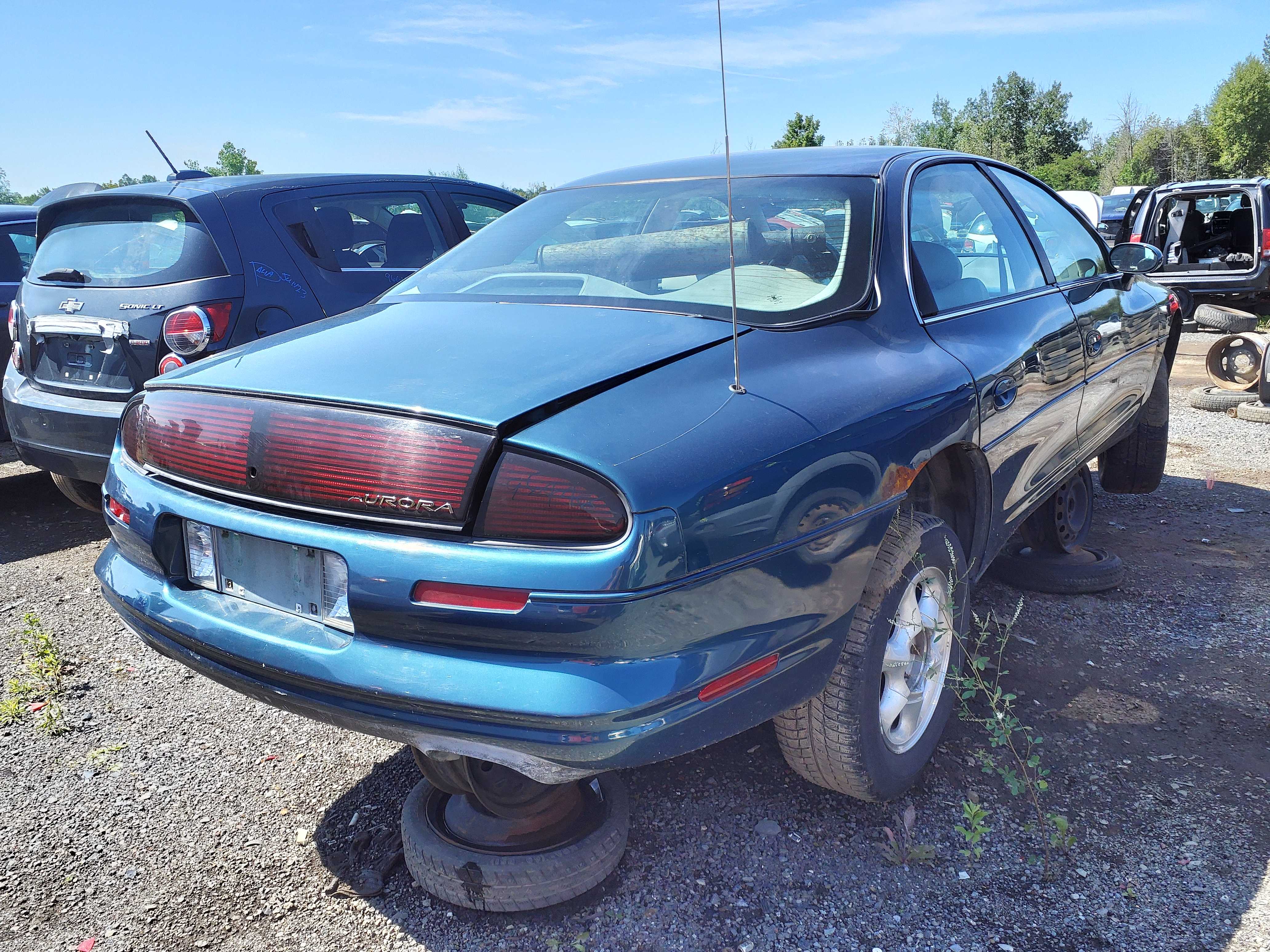 OLDSMOBILE AURORA 1998