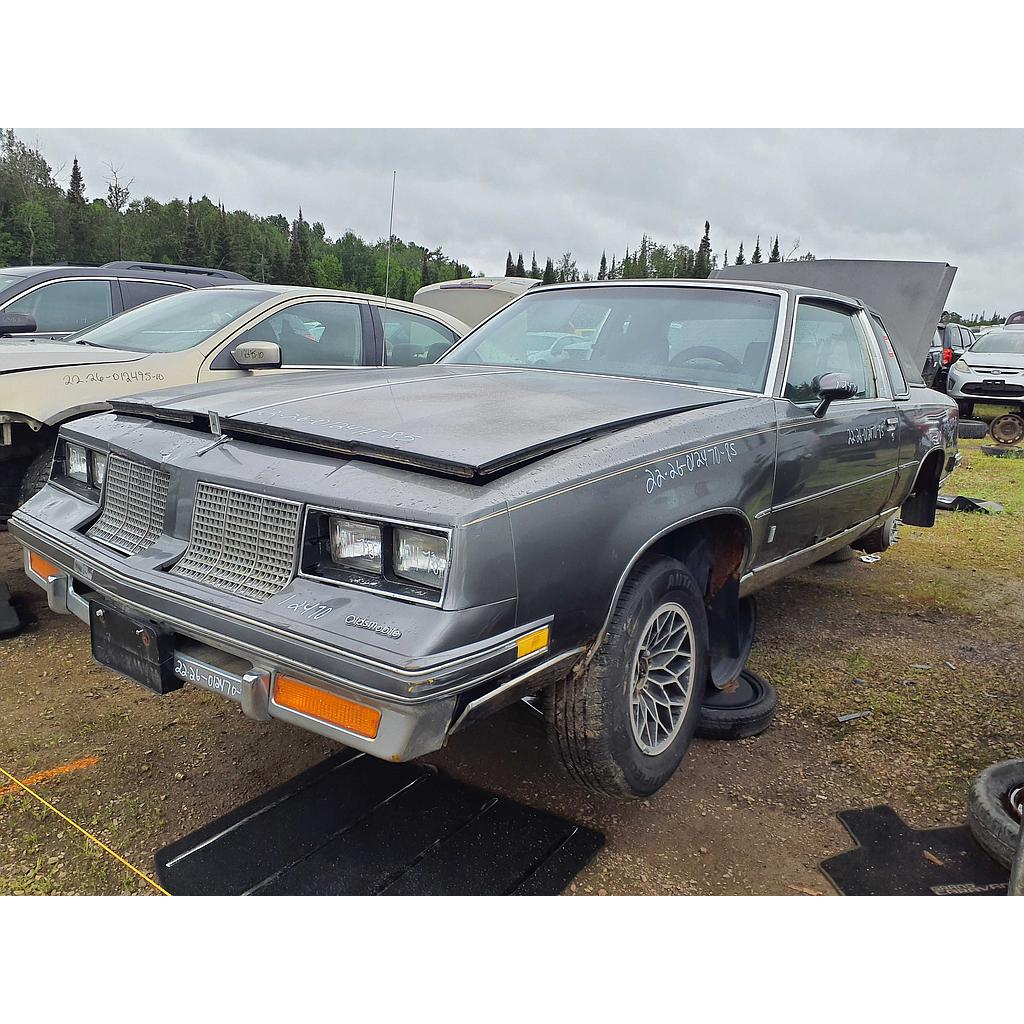 OLDSMOBILE CUTLASS 1985