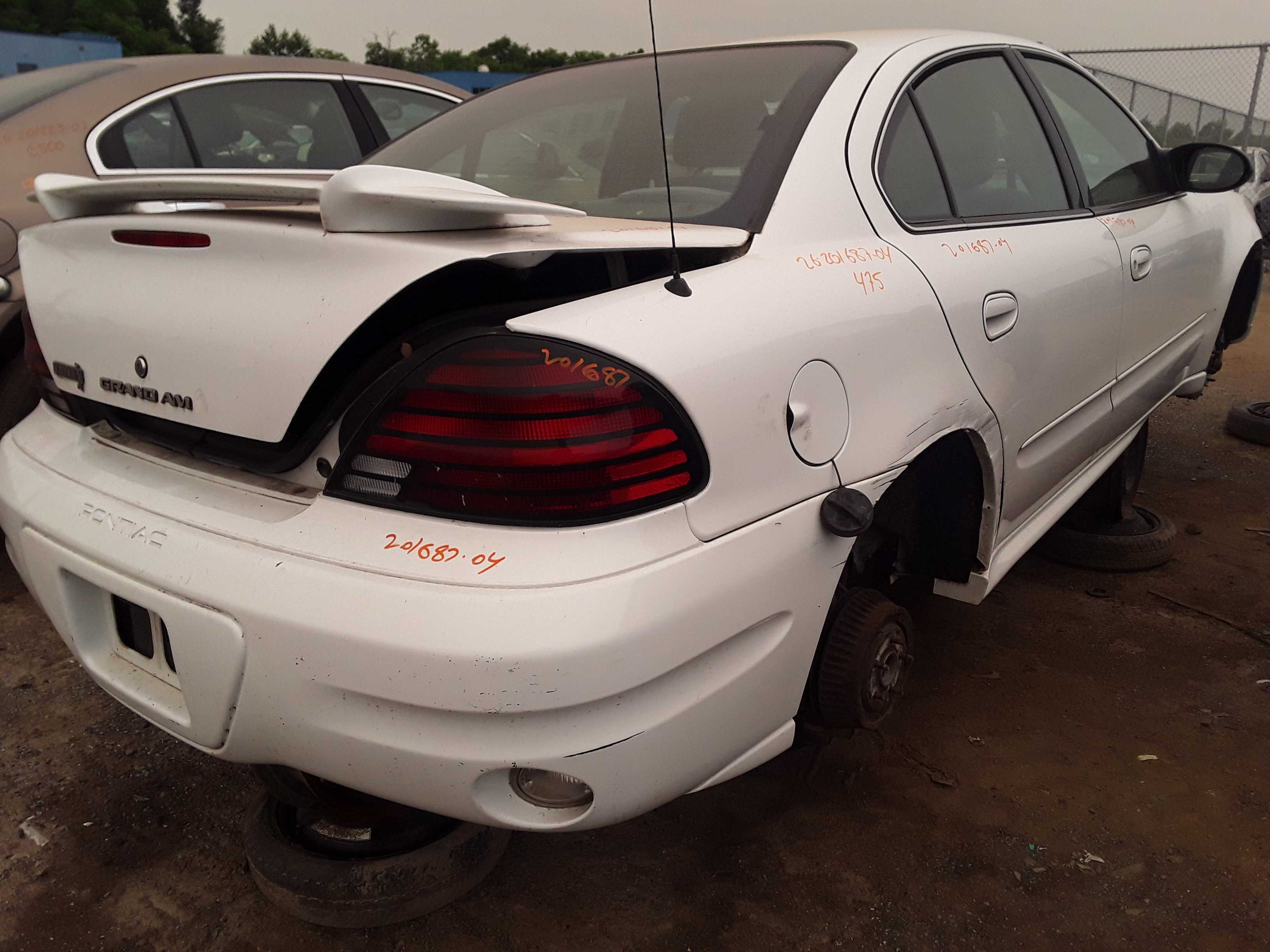 PONTIAC GRAND AM 2004