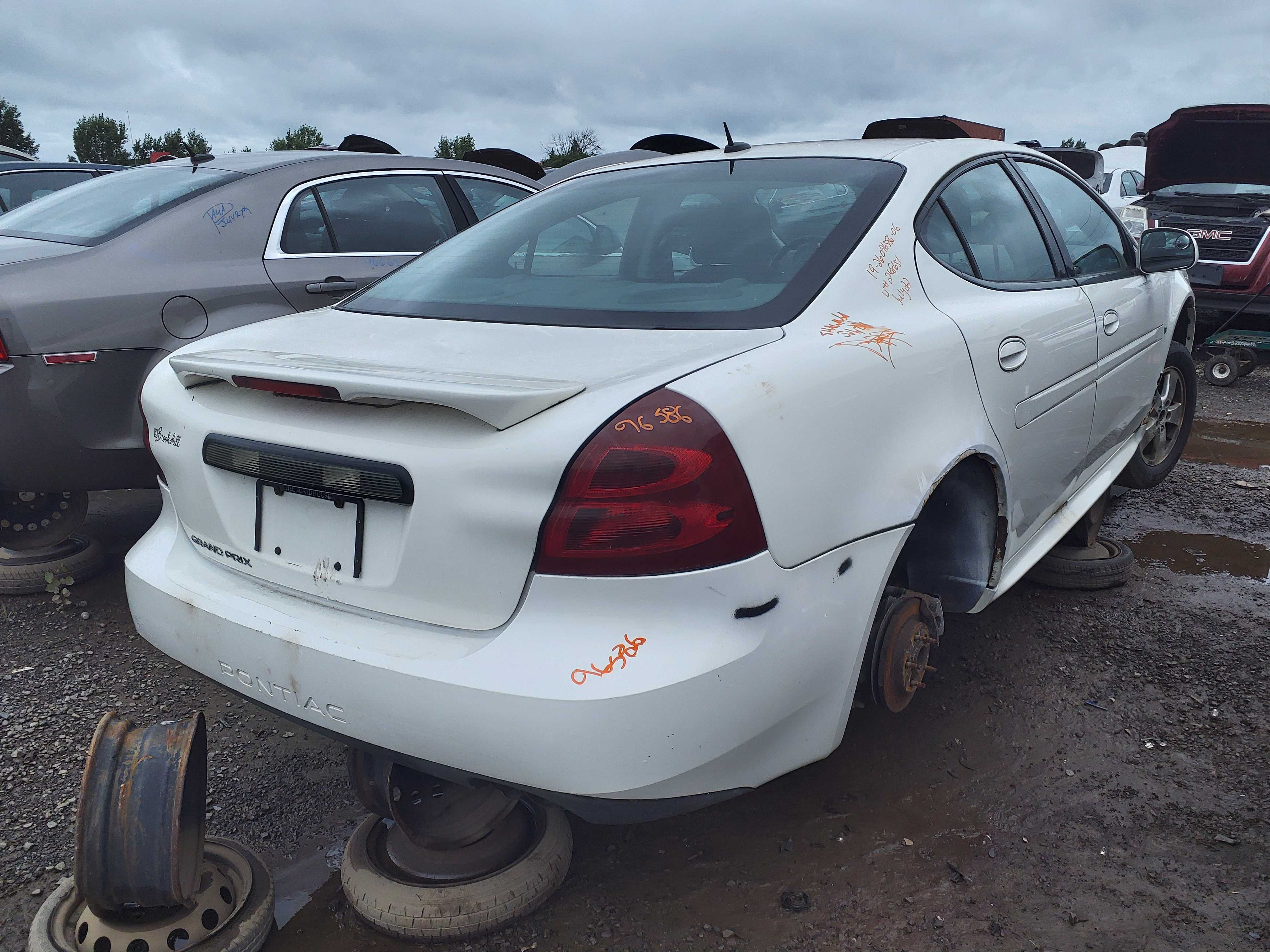 PONTIAC GRAND PRIX 2006