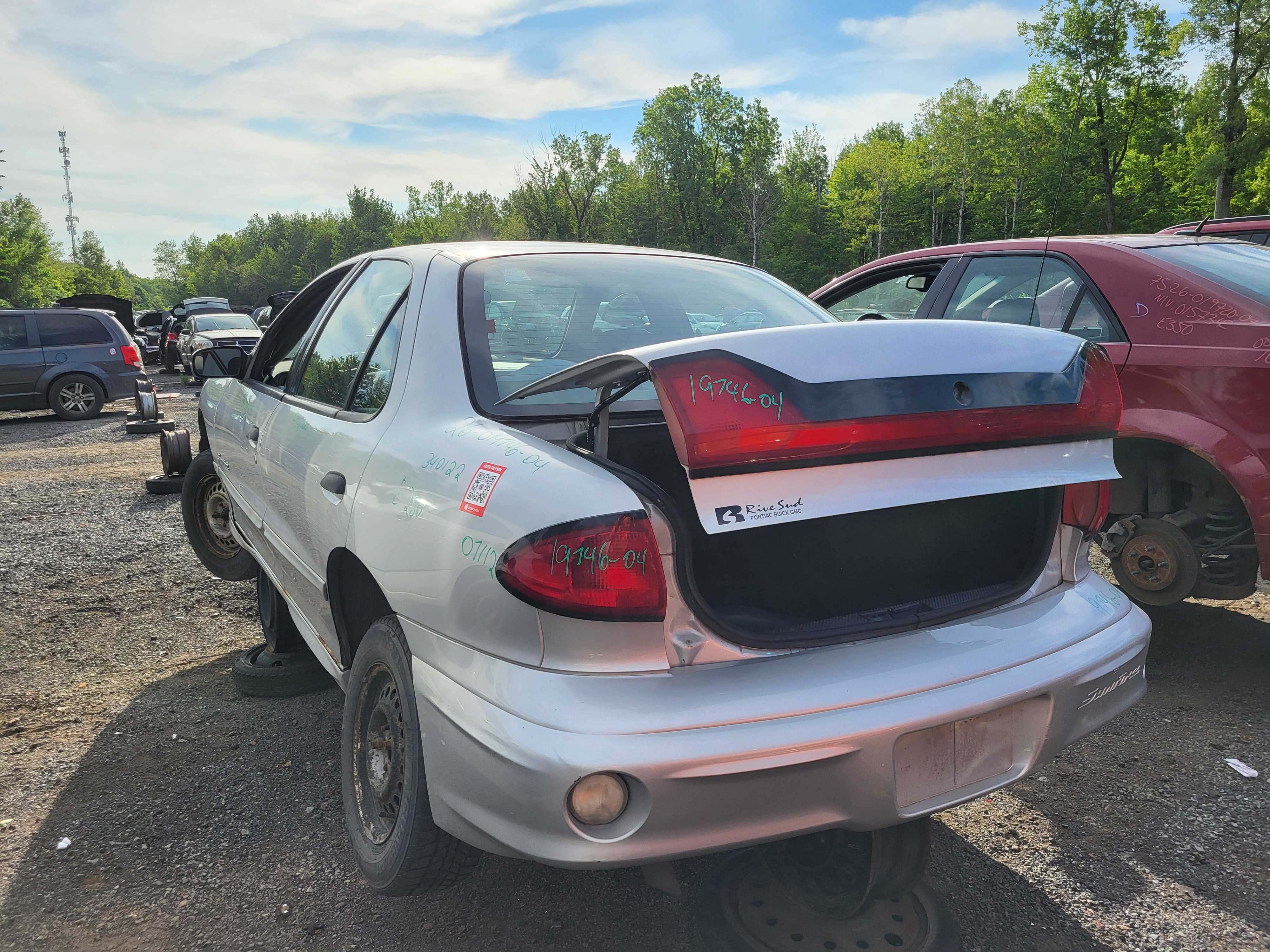 PONTIAC SUNFIRE 2004
