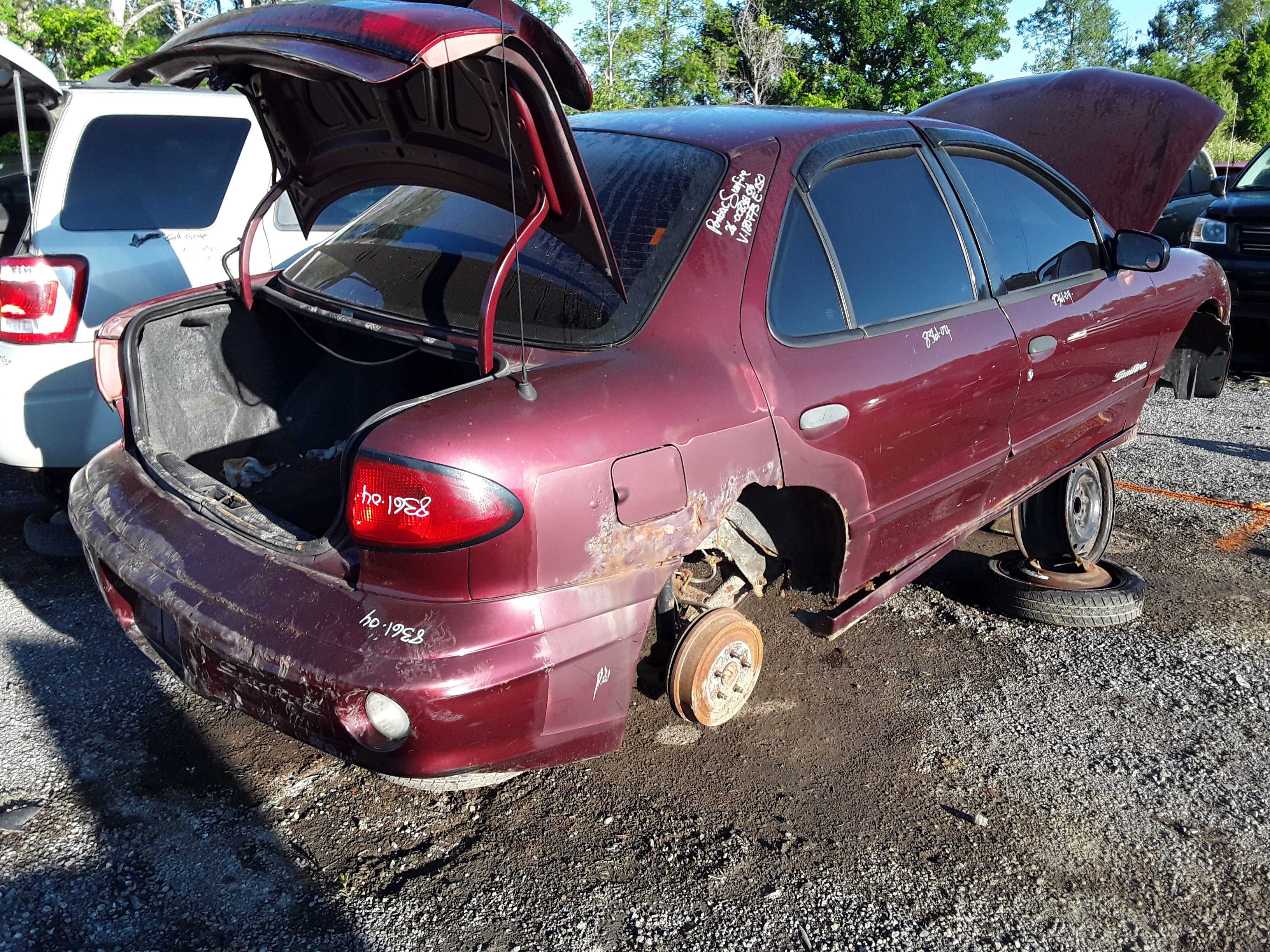 PONTIAC SUNFIRE 2004