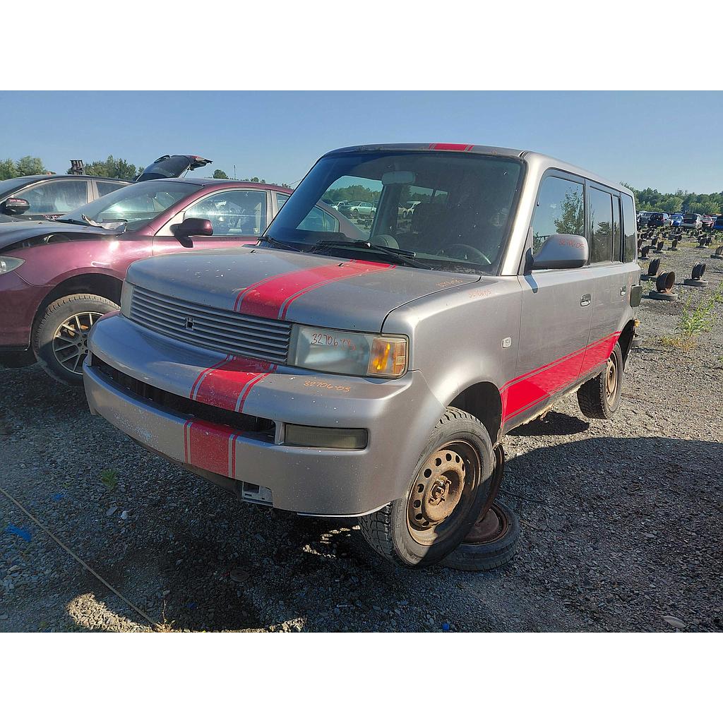 SCION XB 2005