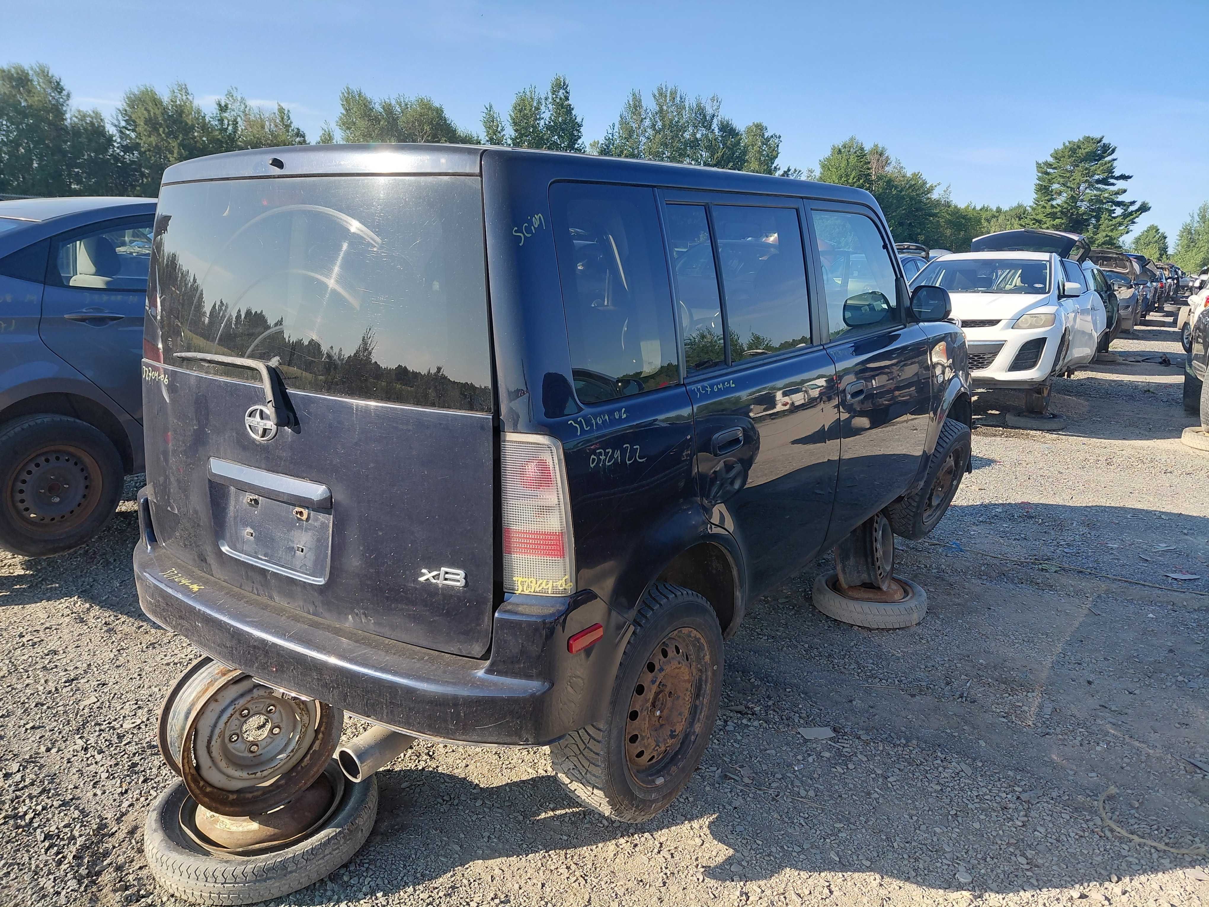 SCION XB 2006