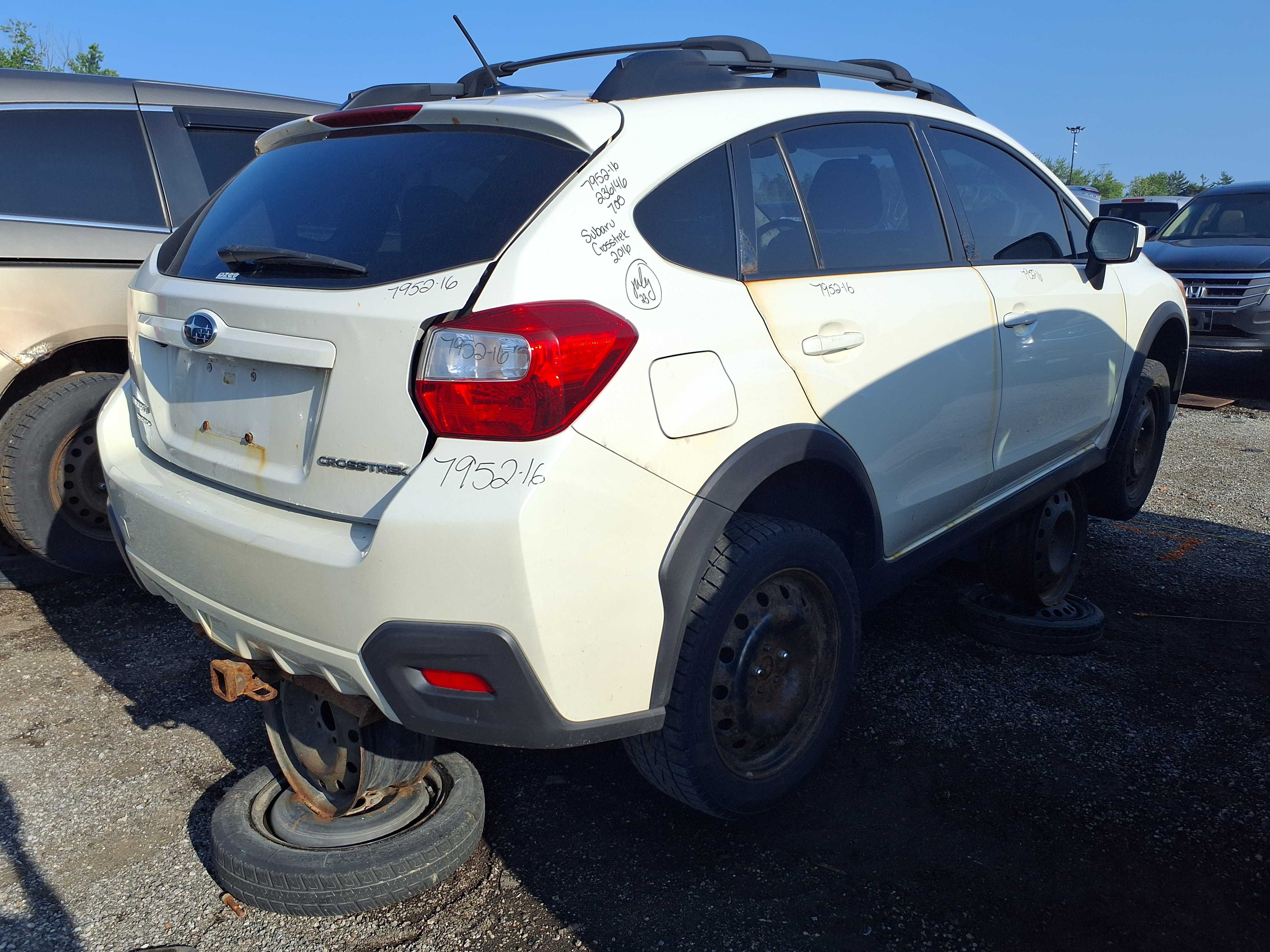 SUBARU CROSSTREK 2016