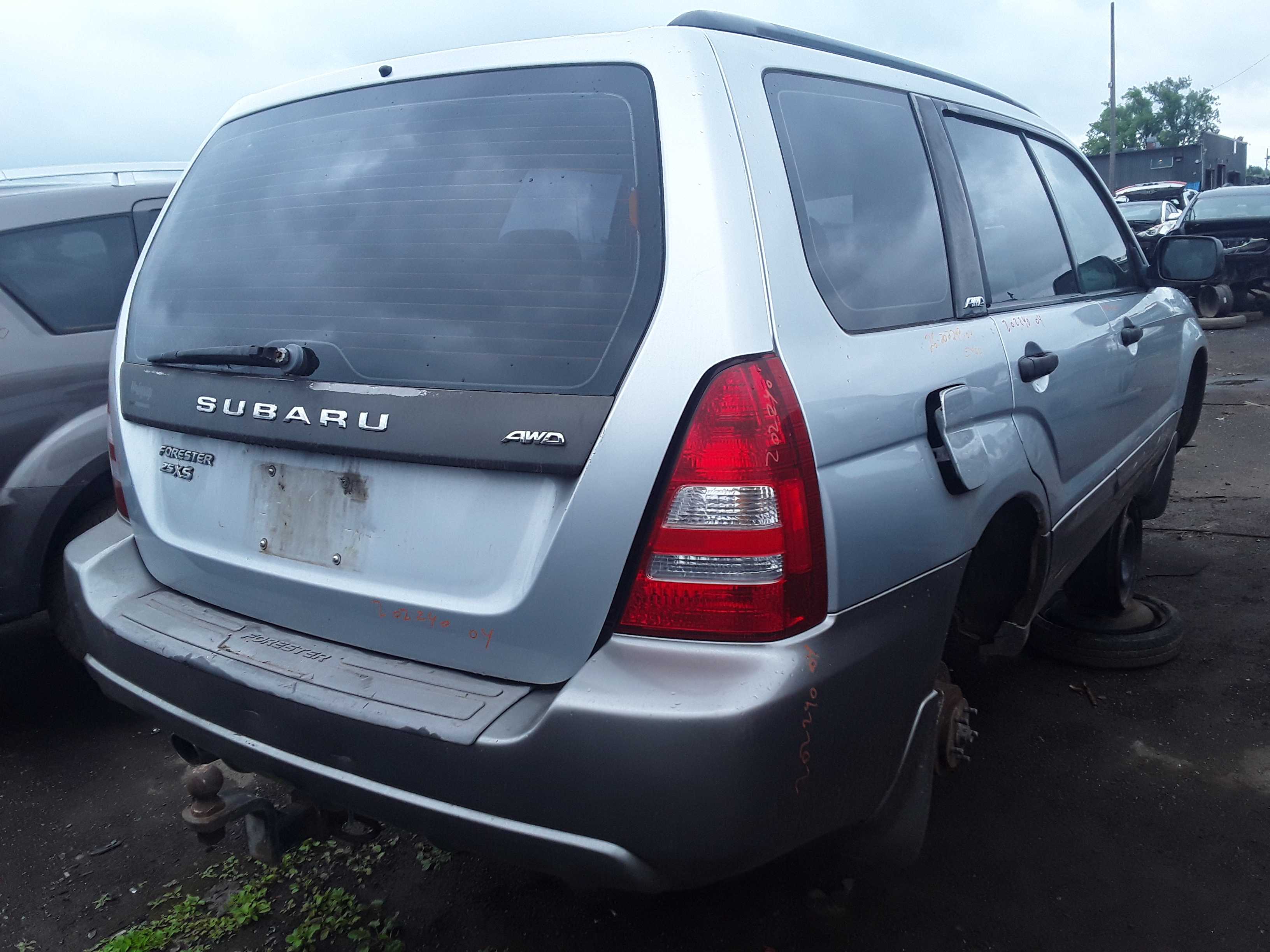SUBARU FORESTER 2004