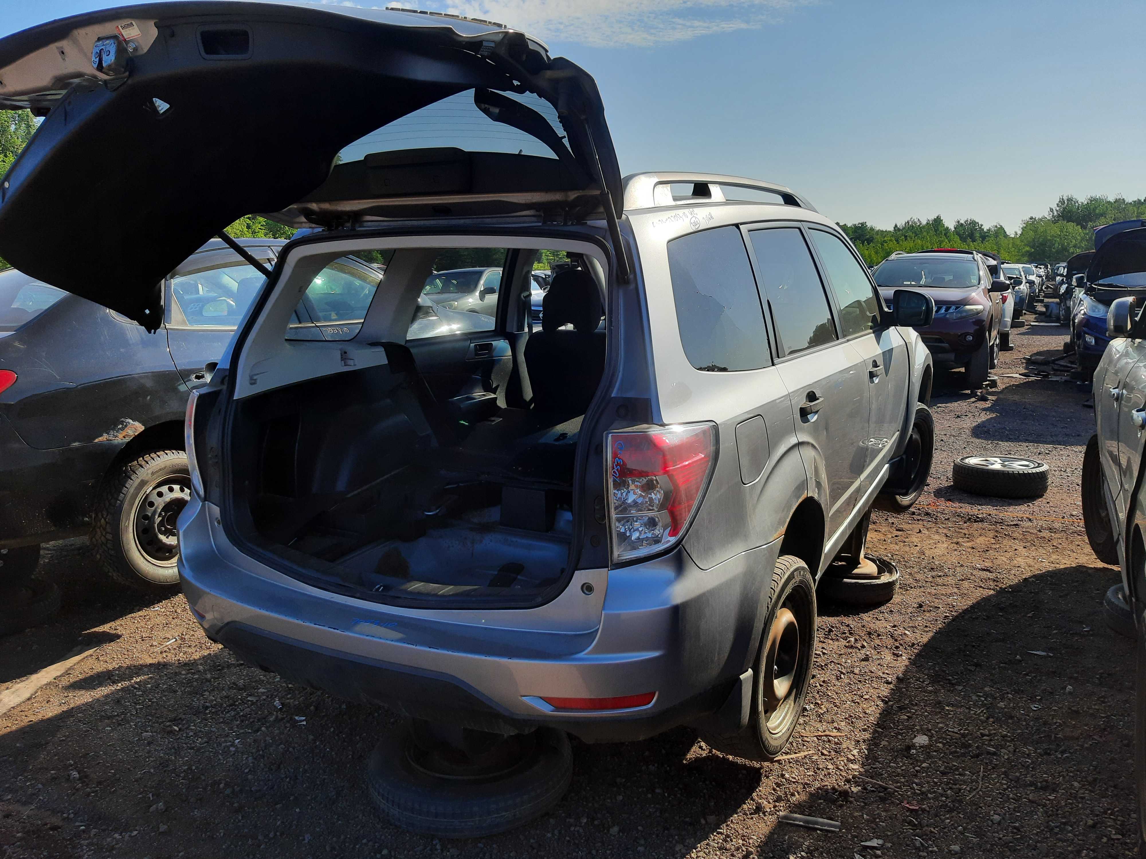 SUBARU FORESTER 2010
