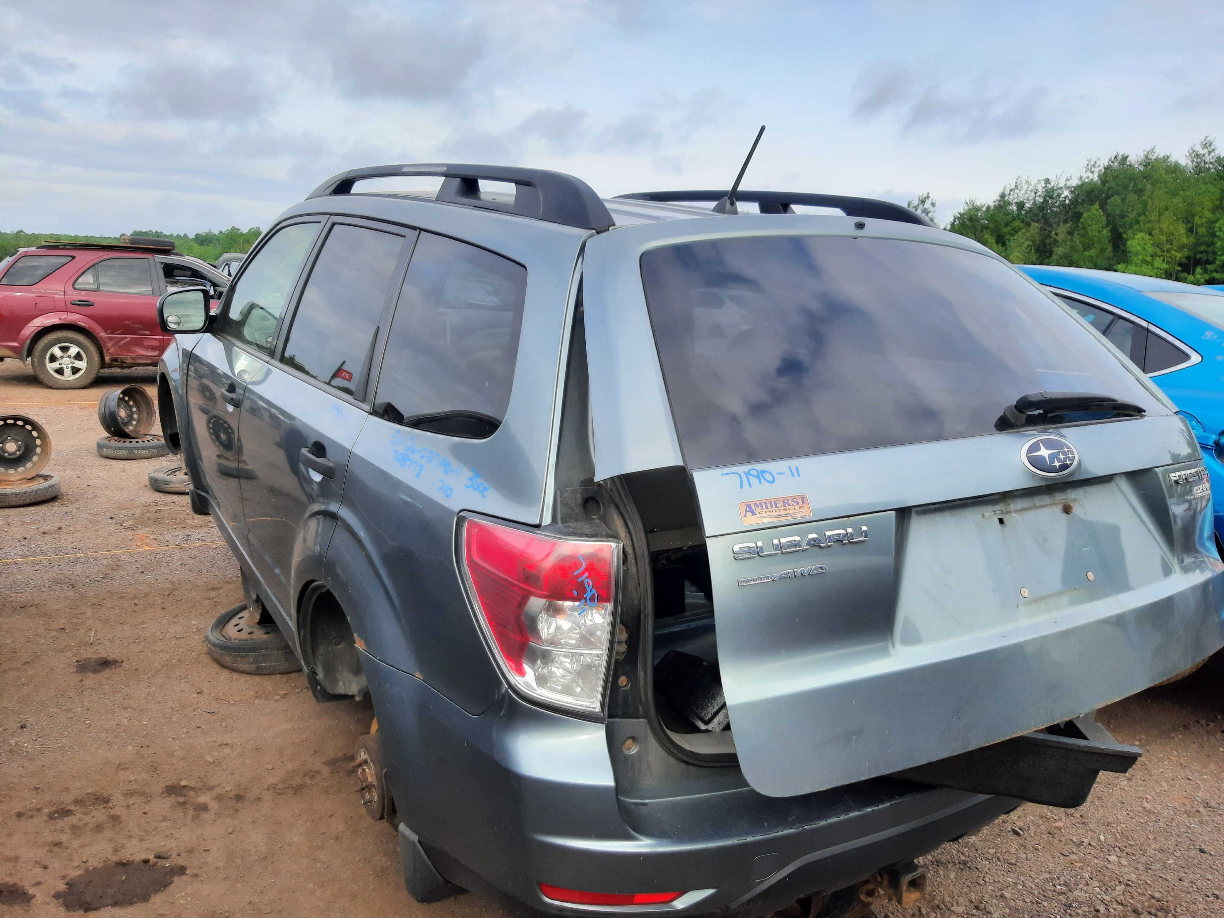 SUBARU FORESTER 2011