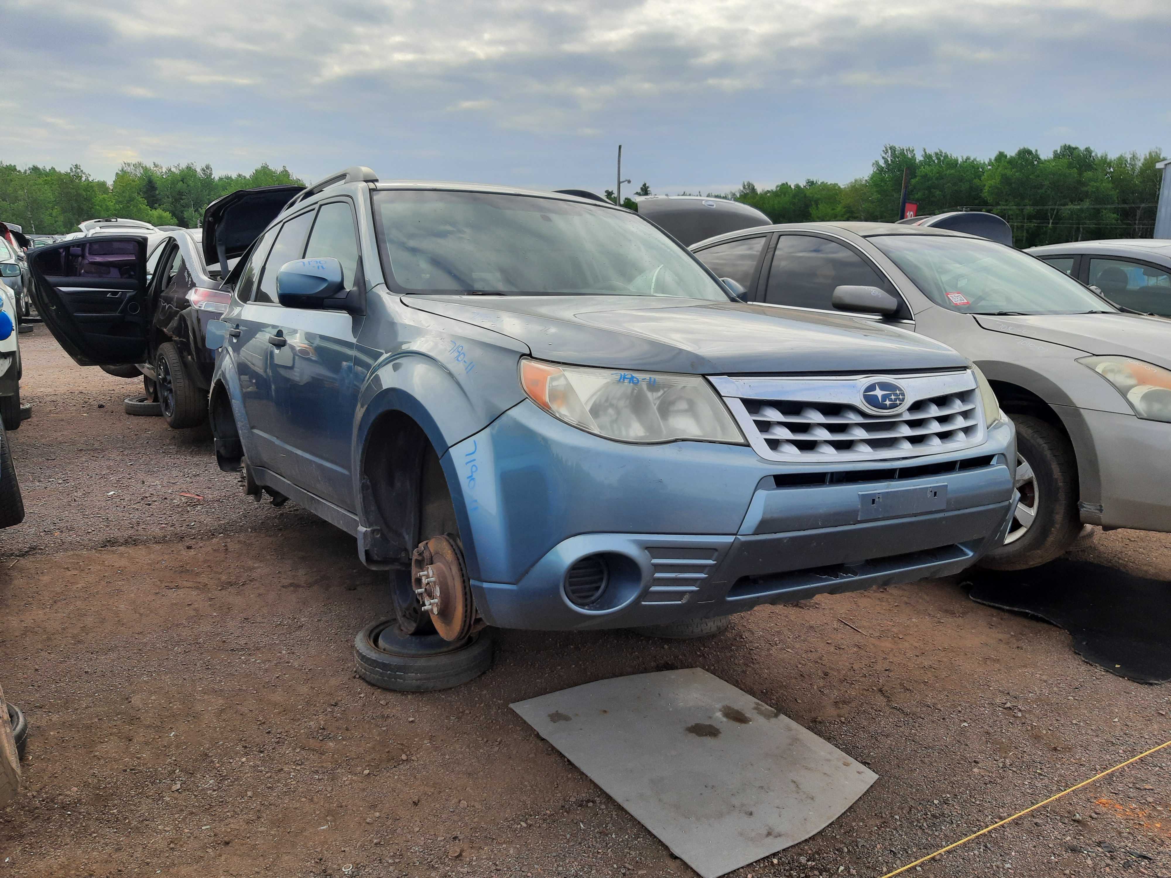 SUBARU FORESTER 2011