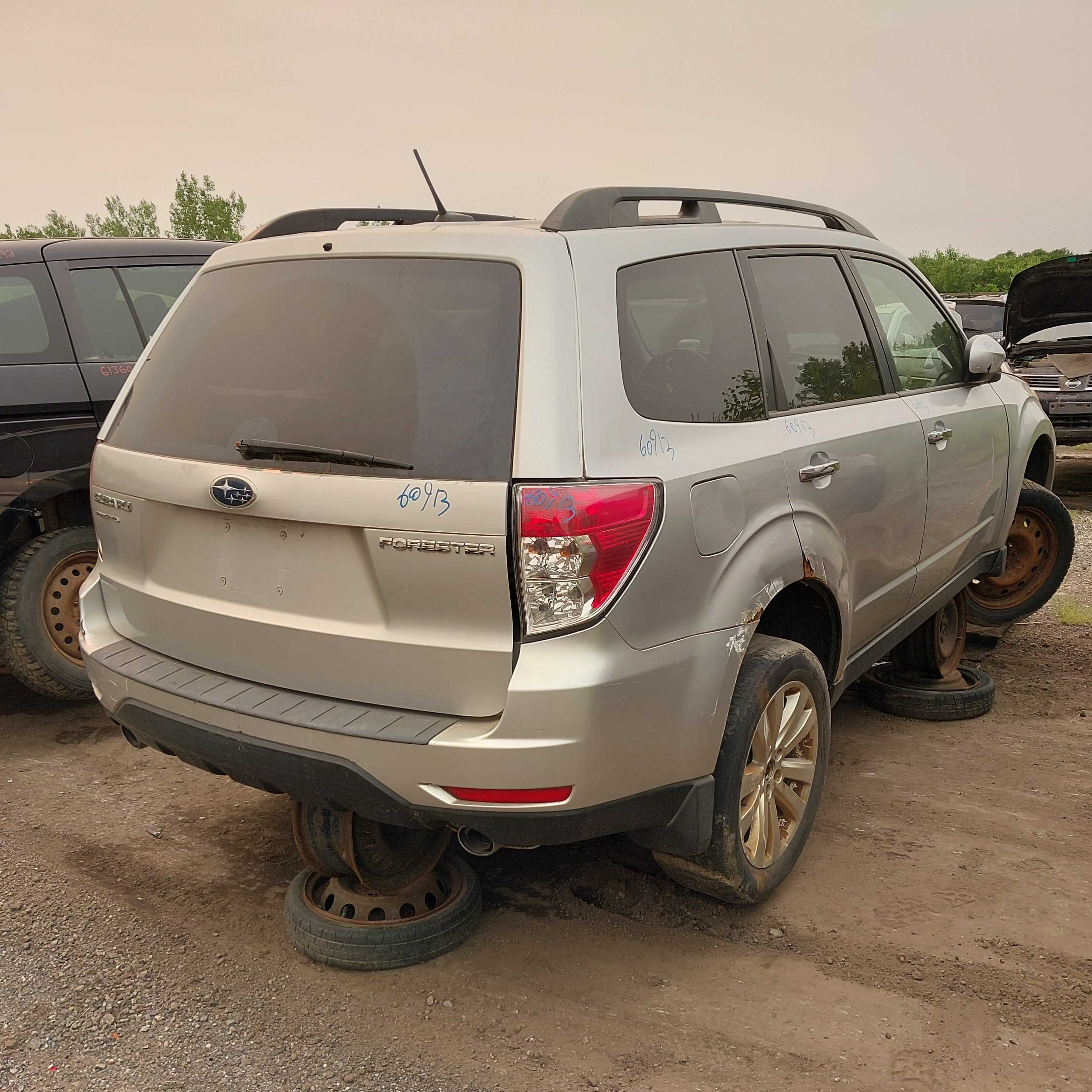 SUBARU FORESTER 2011