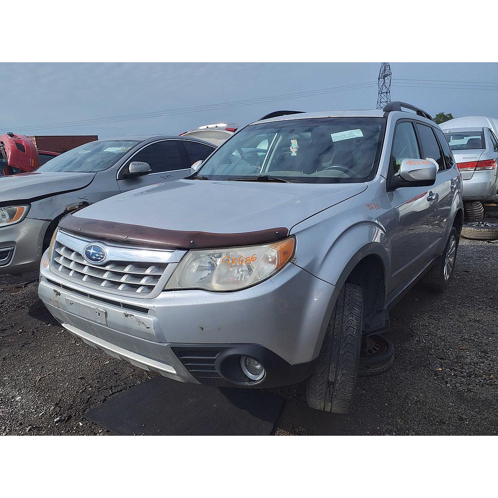 SUBARU FORESTER 2011