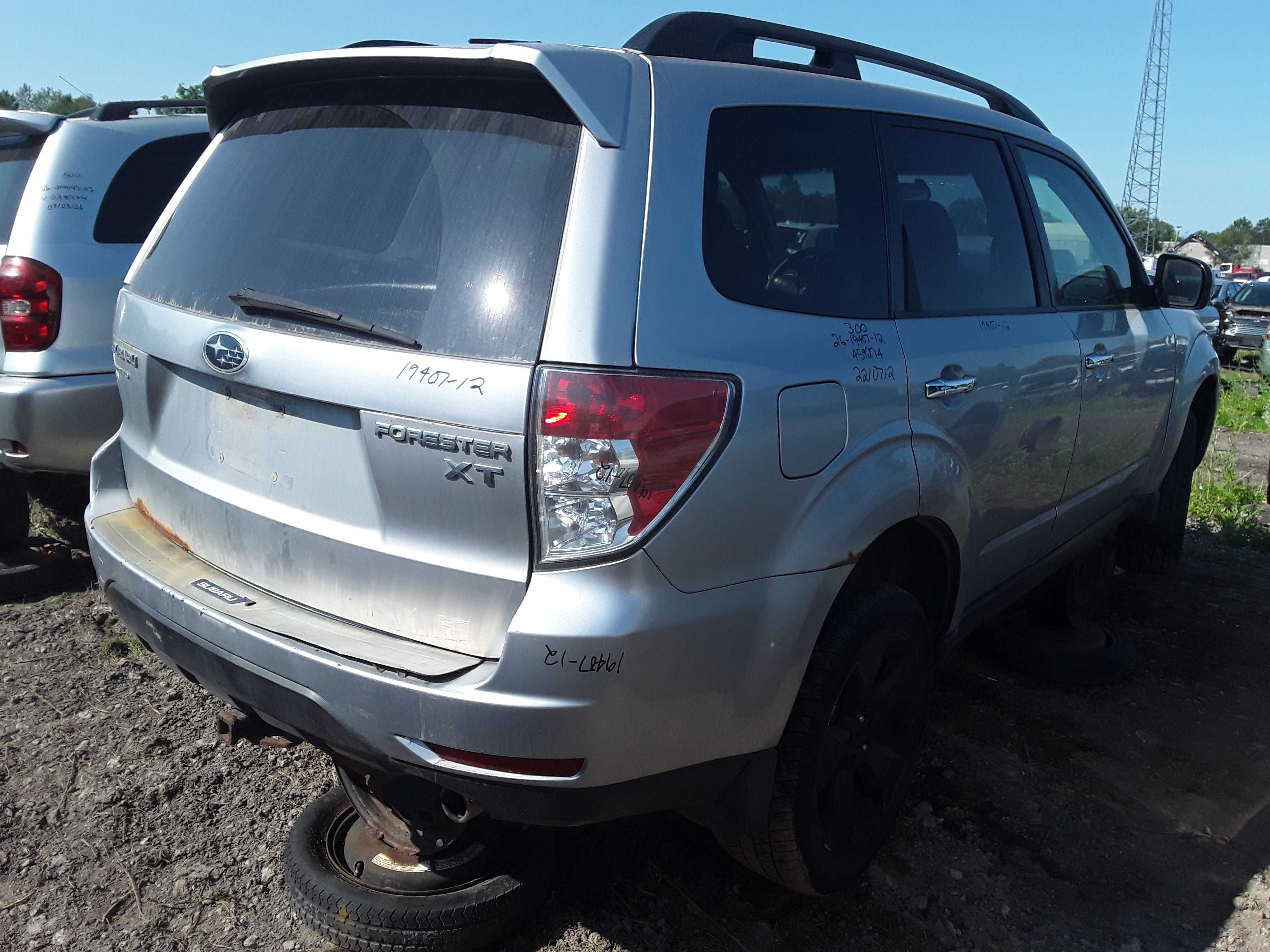 SUBARU FORESTER 2012