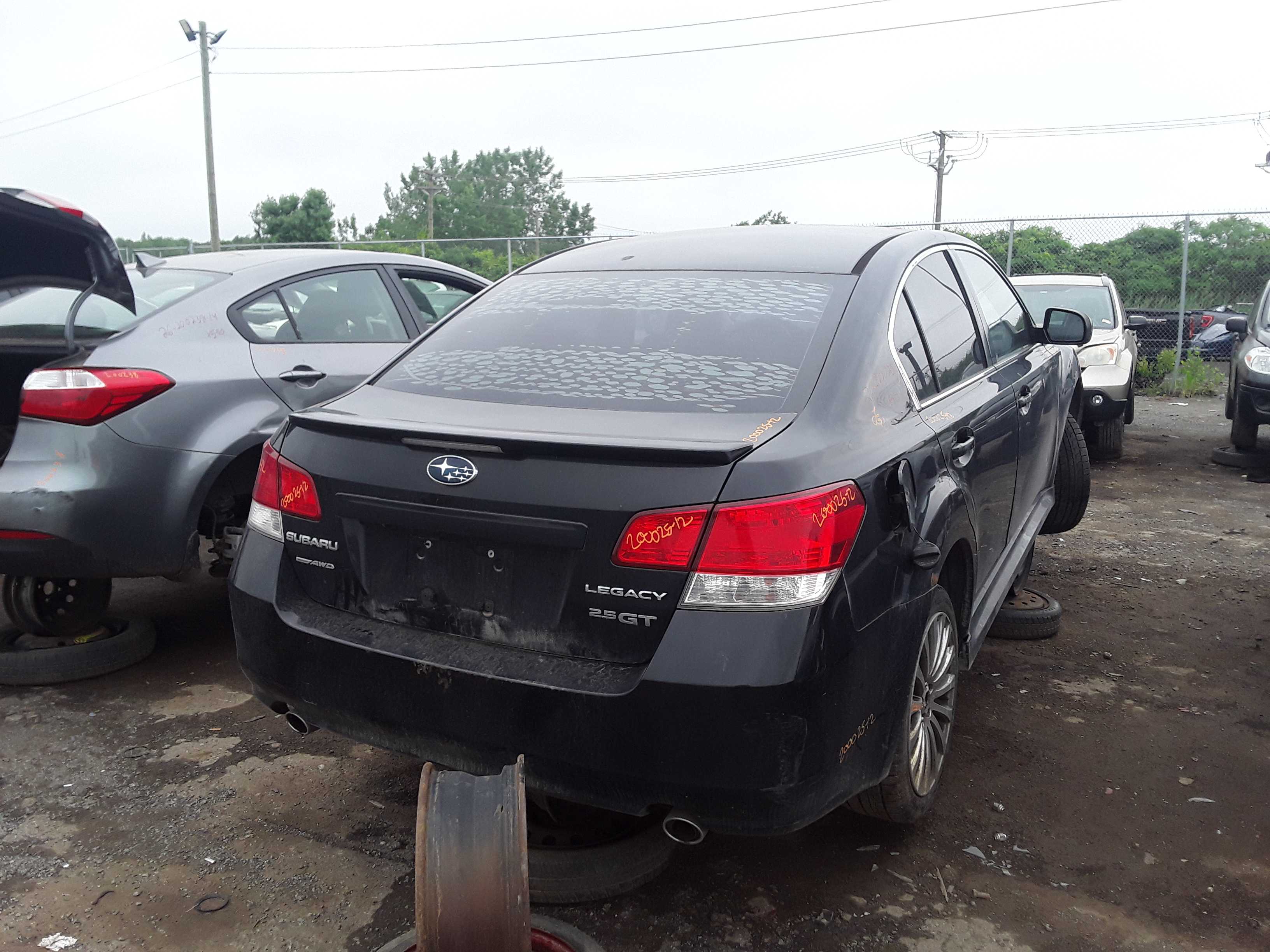SUBARU LEGACY 2012